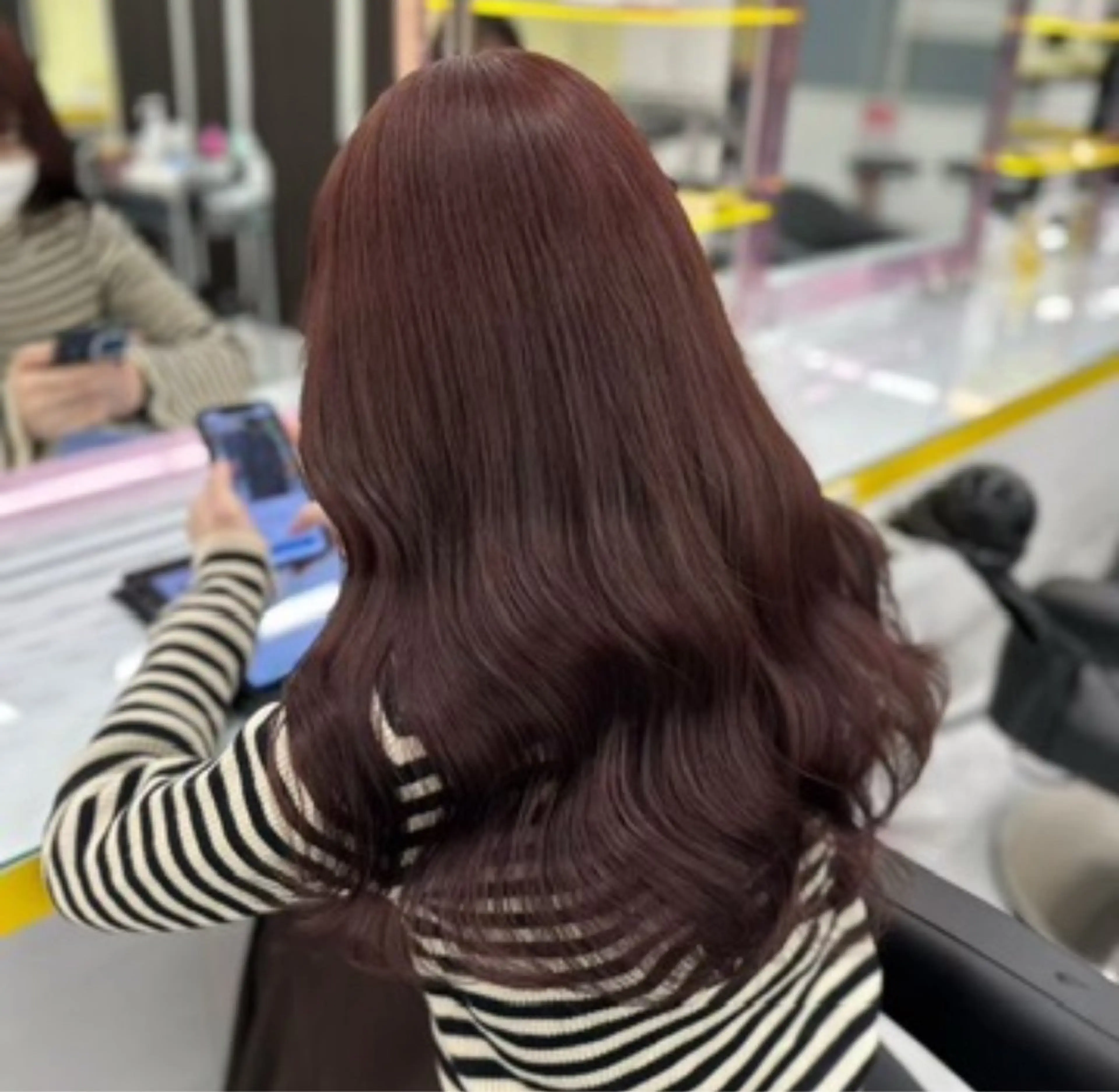 ロング カラー 透明感カラー トリートメント 🤍透明感推しカラー 🤍yui‪💞✨のヘアスタイル