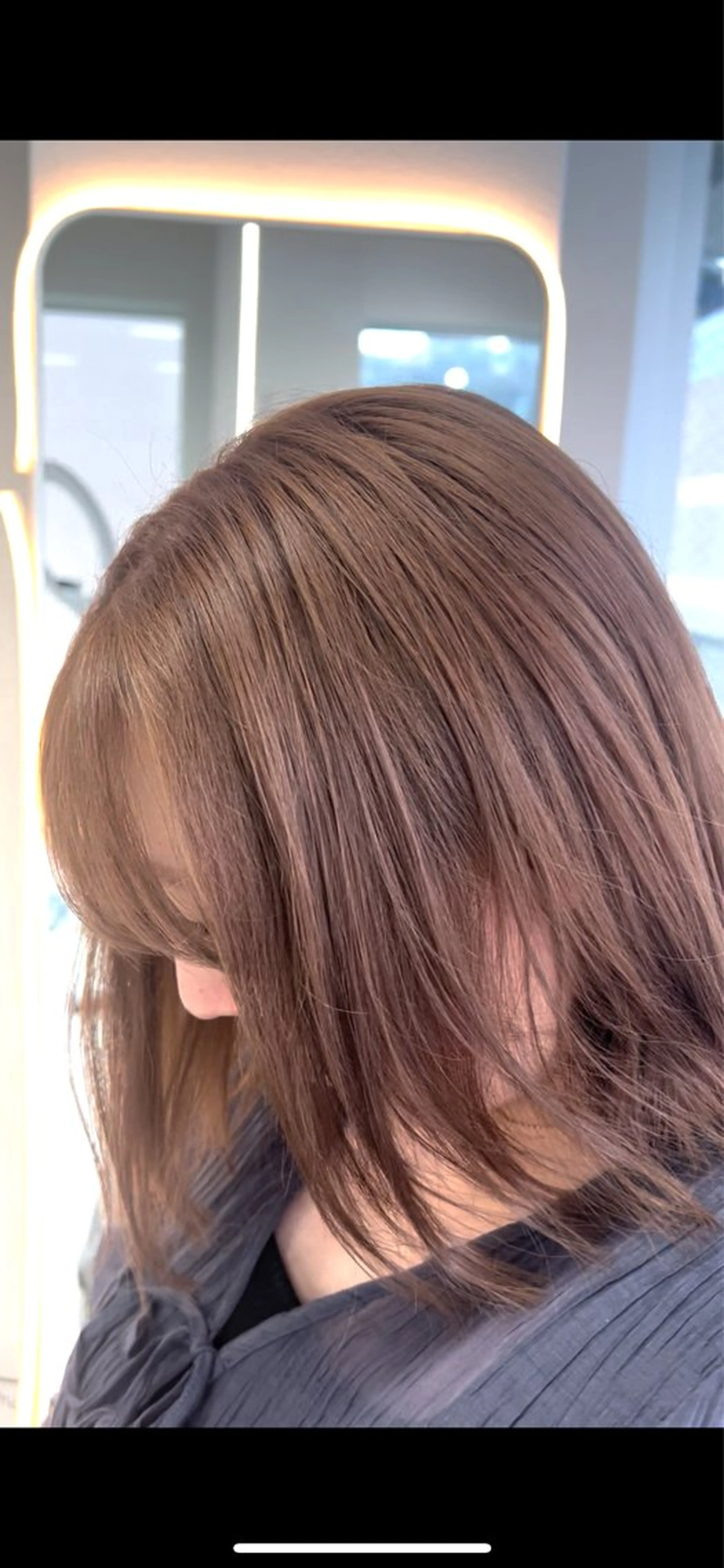 ミディアム カラー ヘアアレンジ ヘアカラー MOE🌙 博多ハイトーンのヘアスタイル