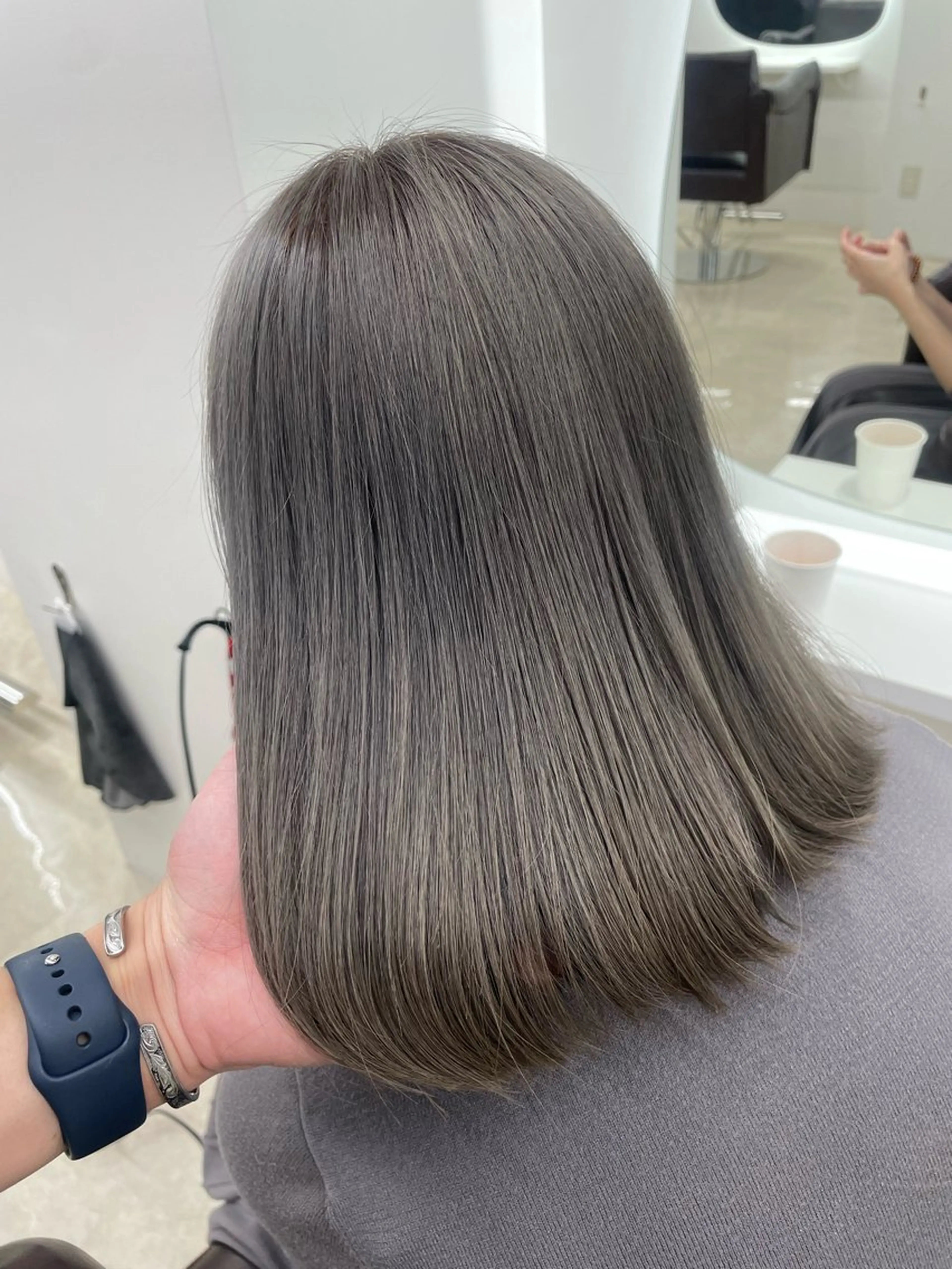 ミディアム カラー カット ヘアカラー トリートメント ヘアセット 新宿/韓国ヘア/ 髪質改善ストレートのヘアスタイル