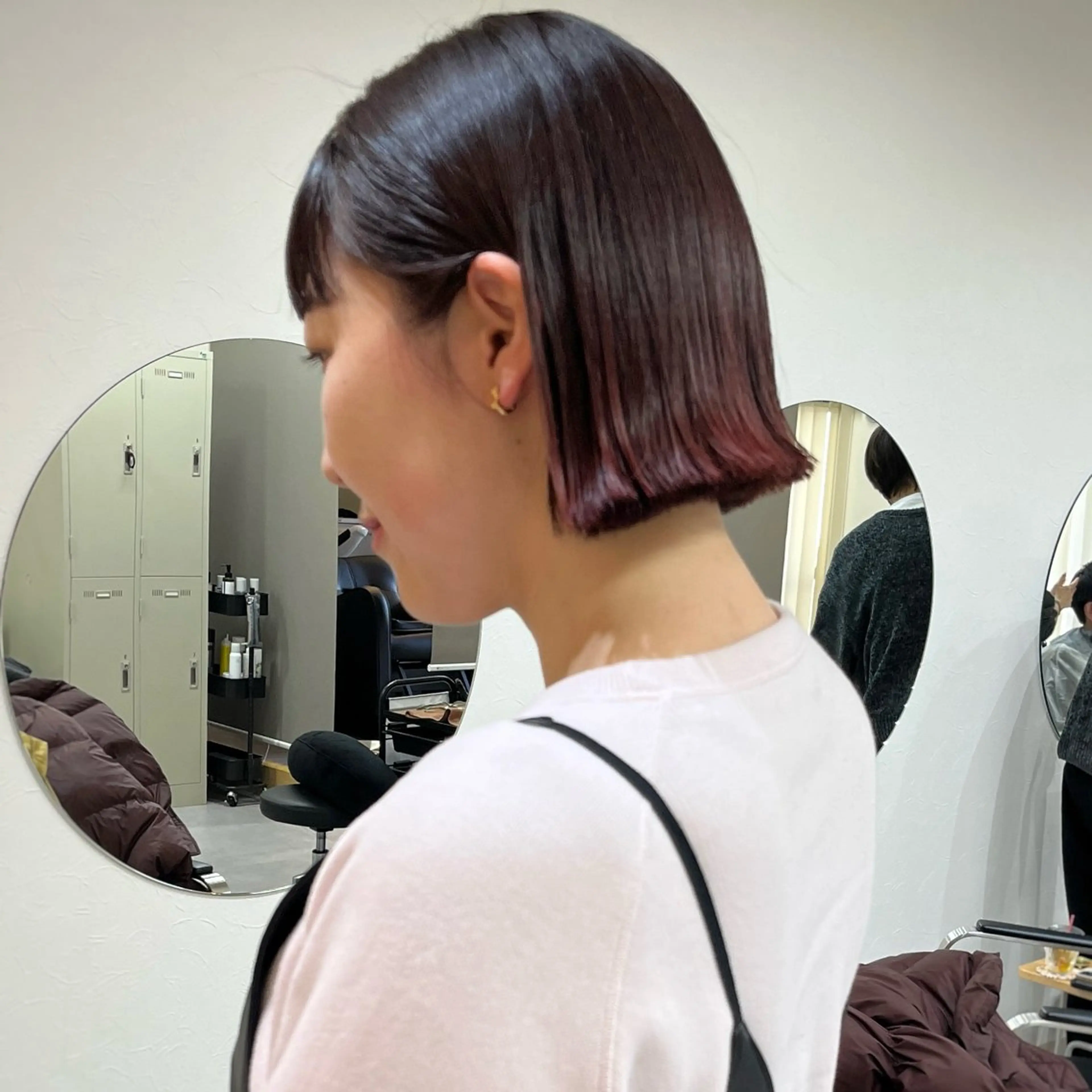 ショート カラー ブリーチ ピンクカラー パープルカラー レッドカラー ボブ カット ヘアカラー トリートメント ボブ/透明感カラー /坂口恵梨子のヘアスタイル