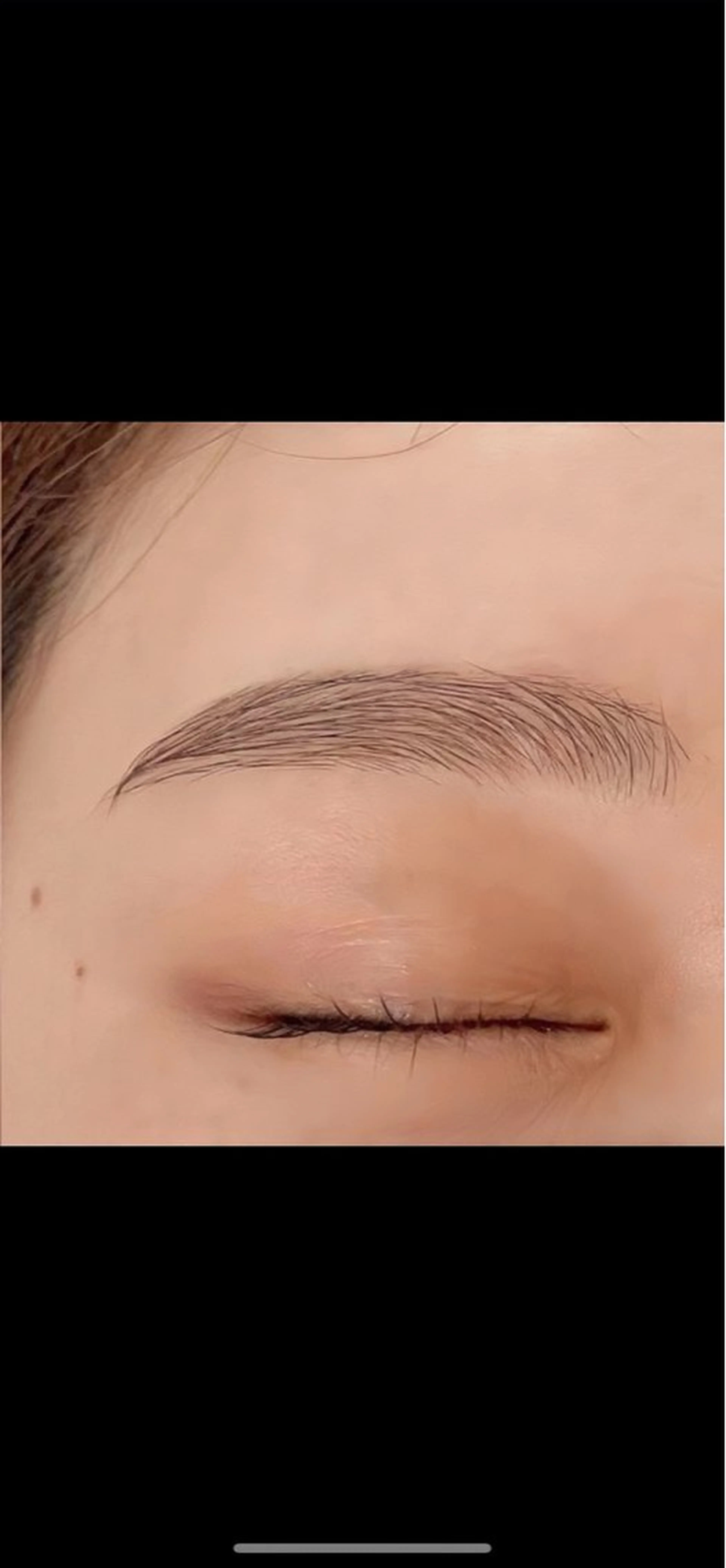 アイブロウ 眉毛ワックス脱毛 eyelashsal on HAL豊中本店のマツエク・マツパデザイン