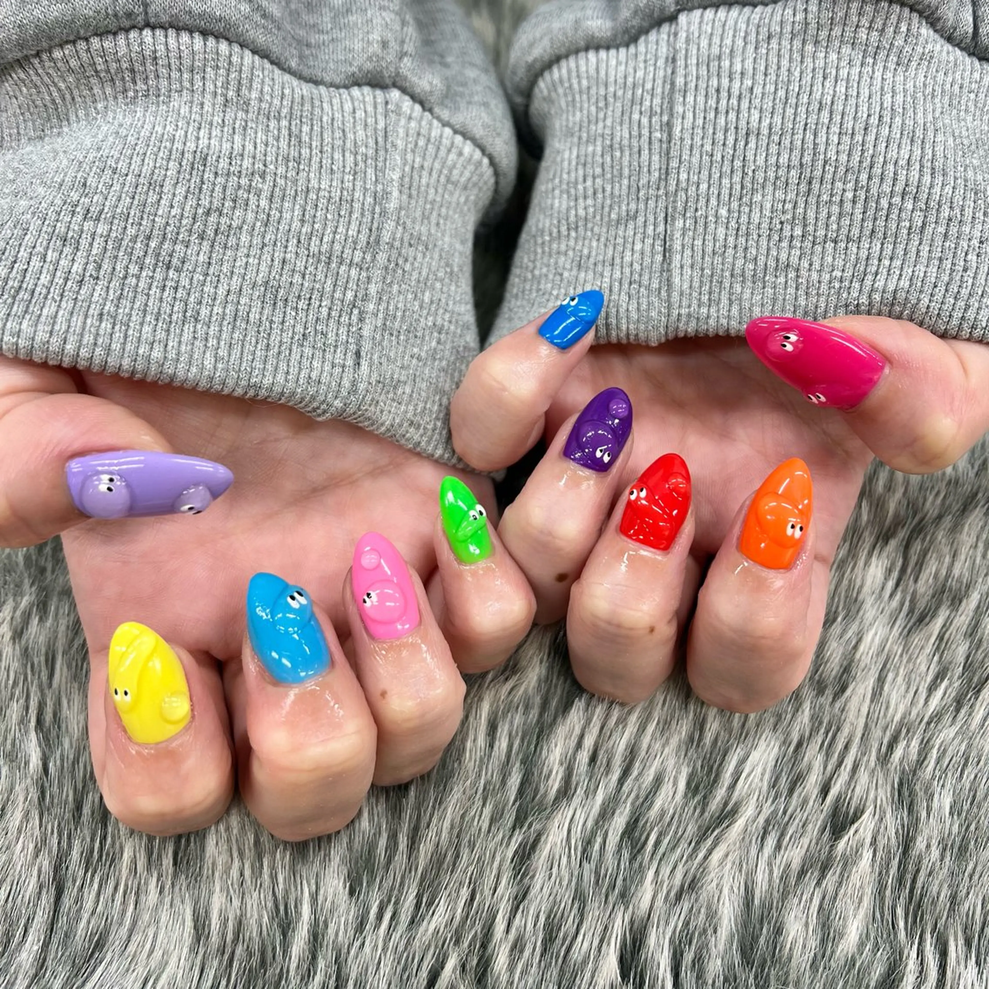 ネイル フットネイル GRANDEUR焼津 Nana🦖のネイルデザイン