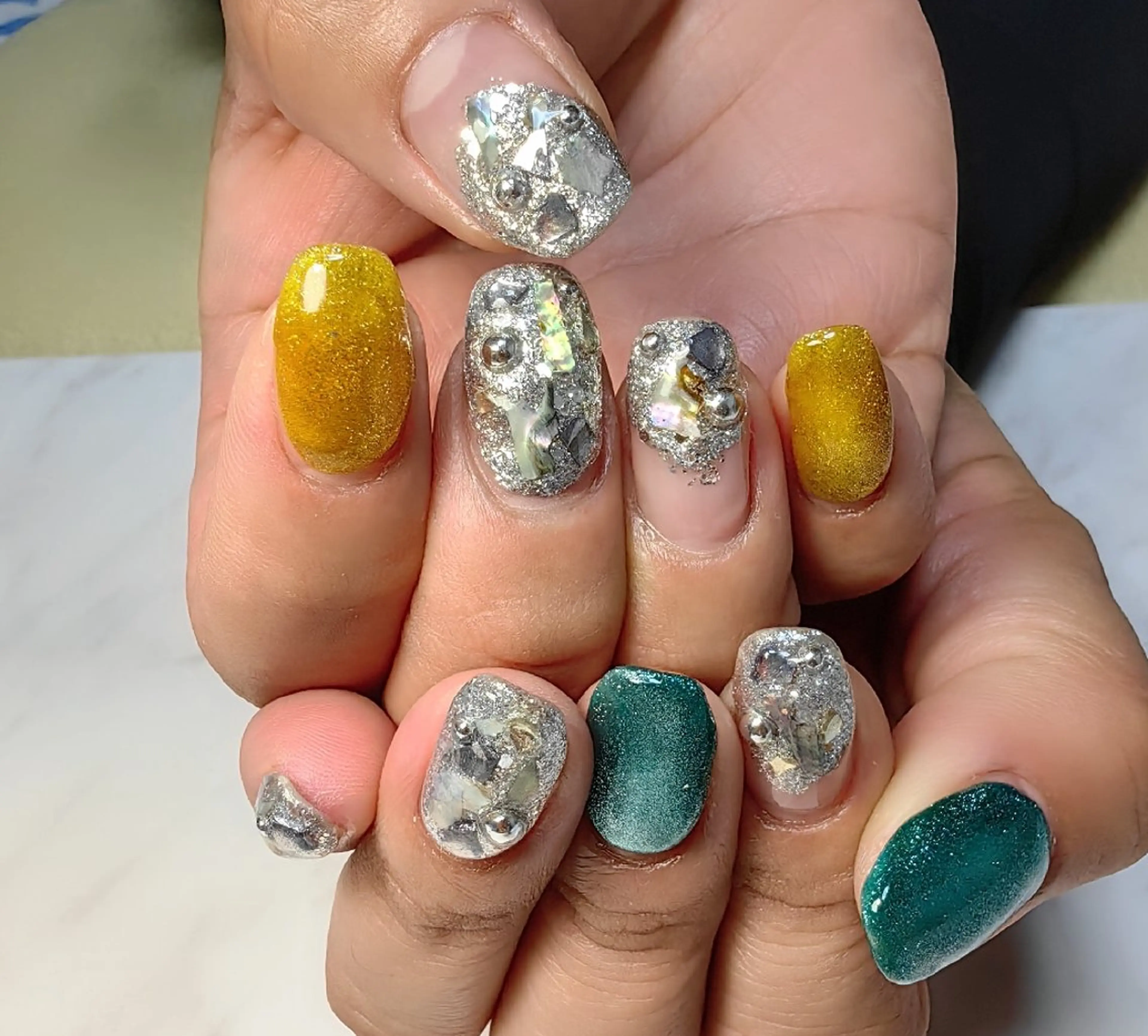 ネイル フラッシュネイル フラッシュマグ ハンドネイル reve あやののネイルデザイン