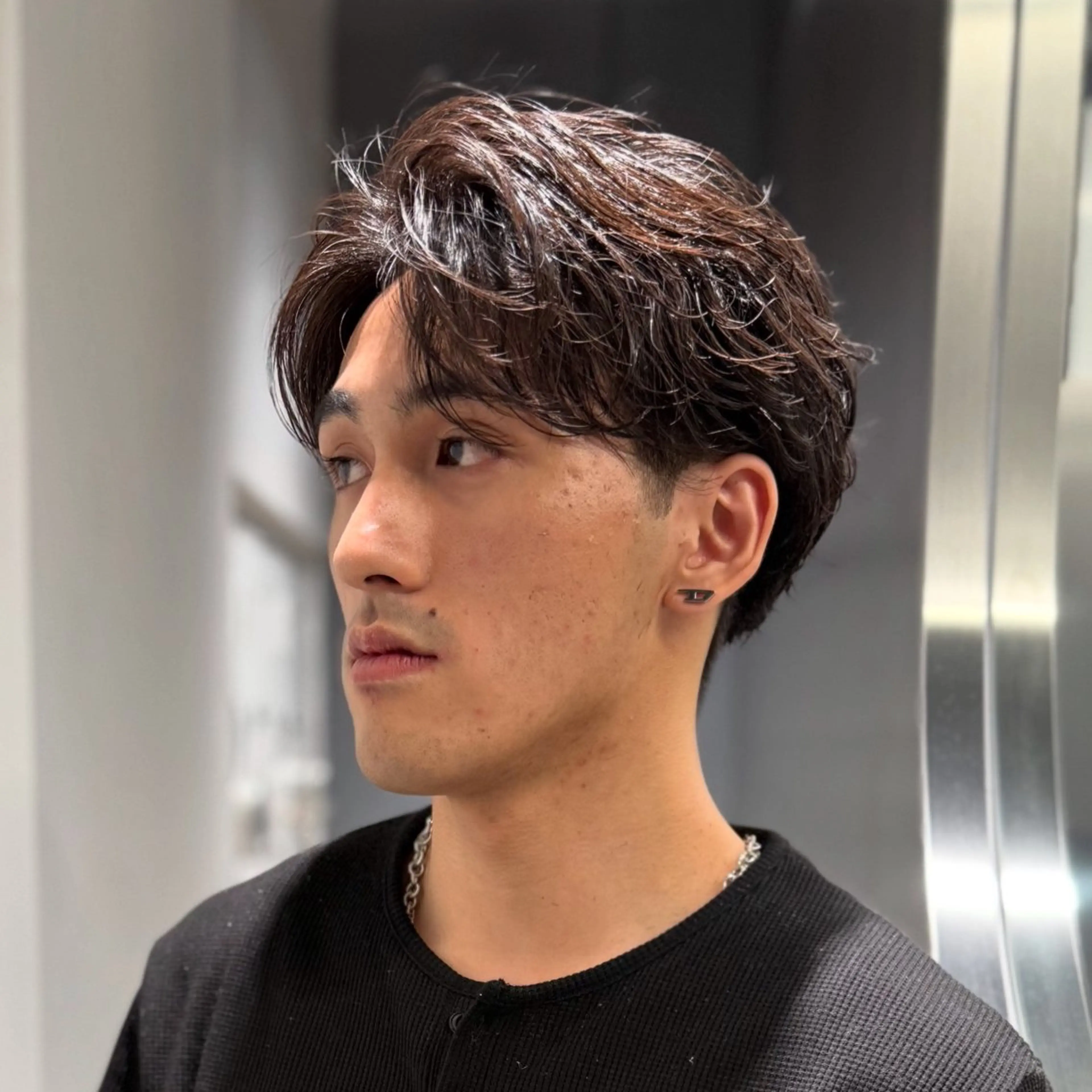 ミディアム パーマ メンズ ミディアムパーマ フェザーパーマ メンズパーマ fifth天神パーマ 特化/大田宗一朗のヘアスタイル