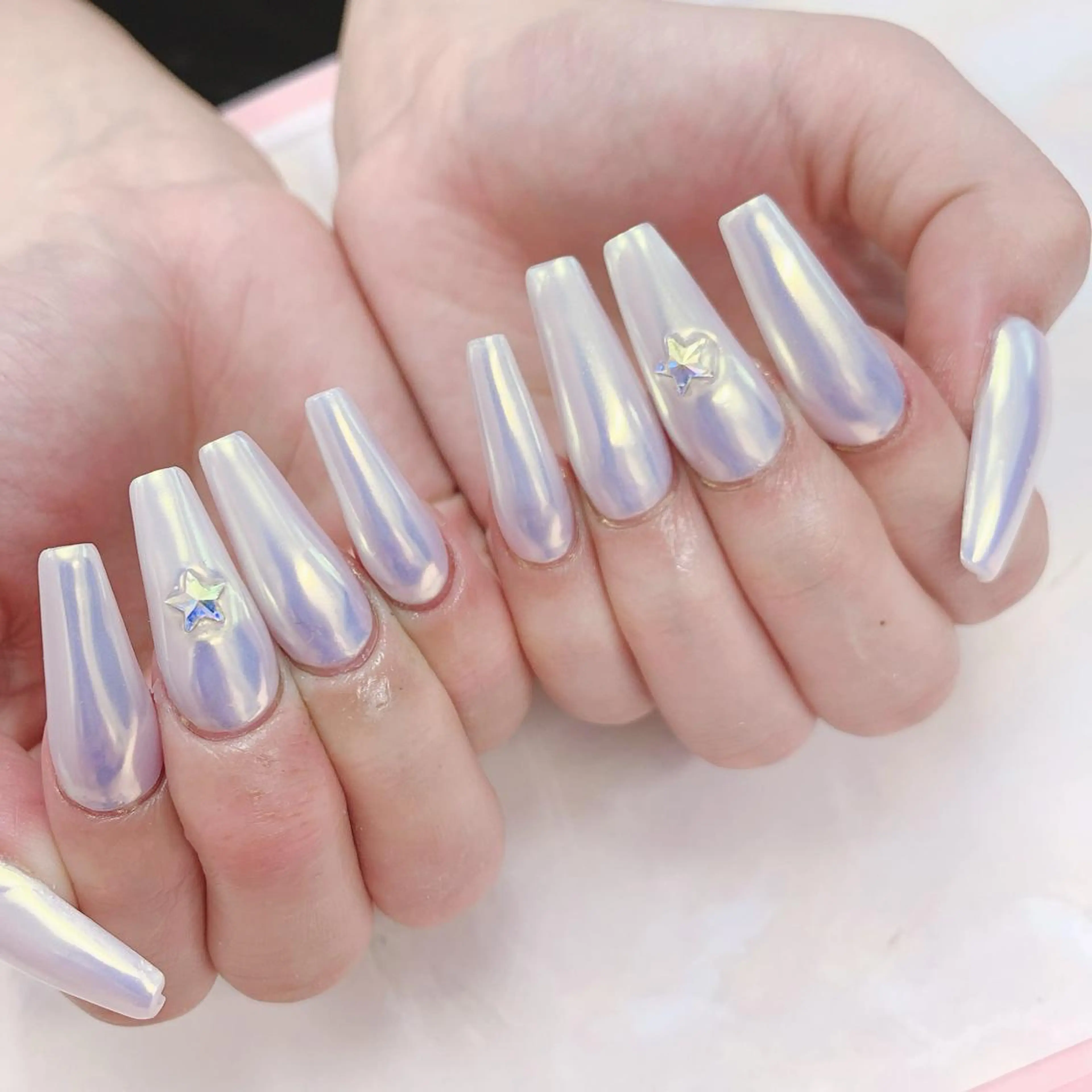 ネイル オーロラネイル Nail Salon MooNのネイルデザイン