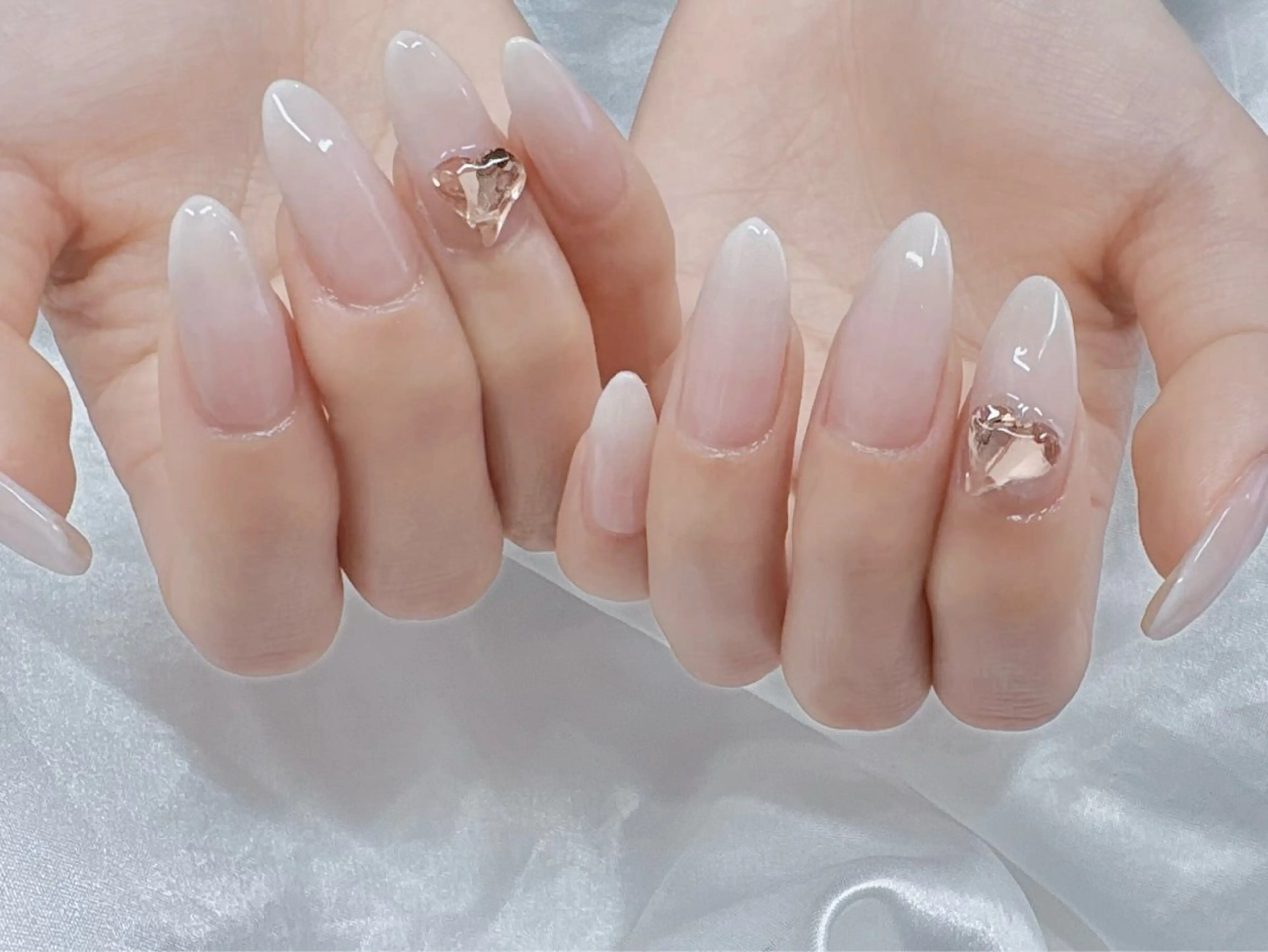 ネイル ハンドネイル ハンドケア Regene ARAKIのネイルデザイン