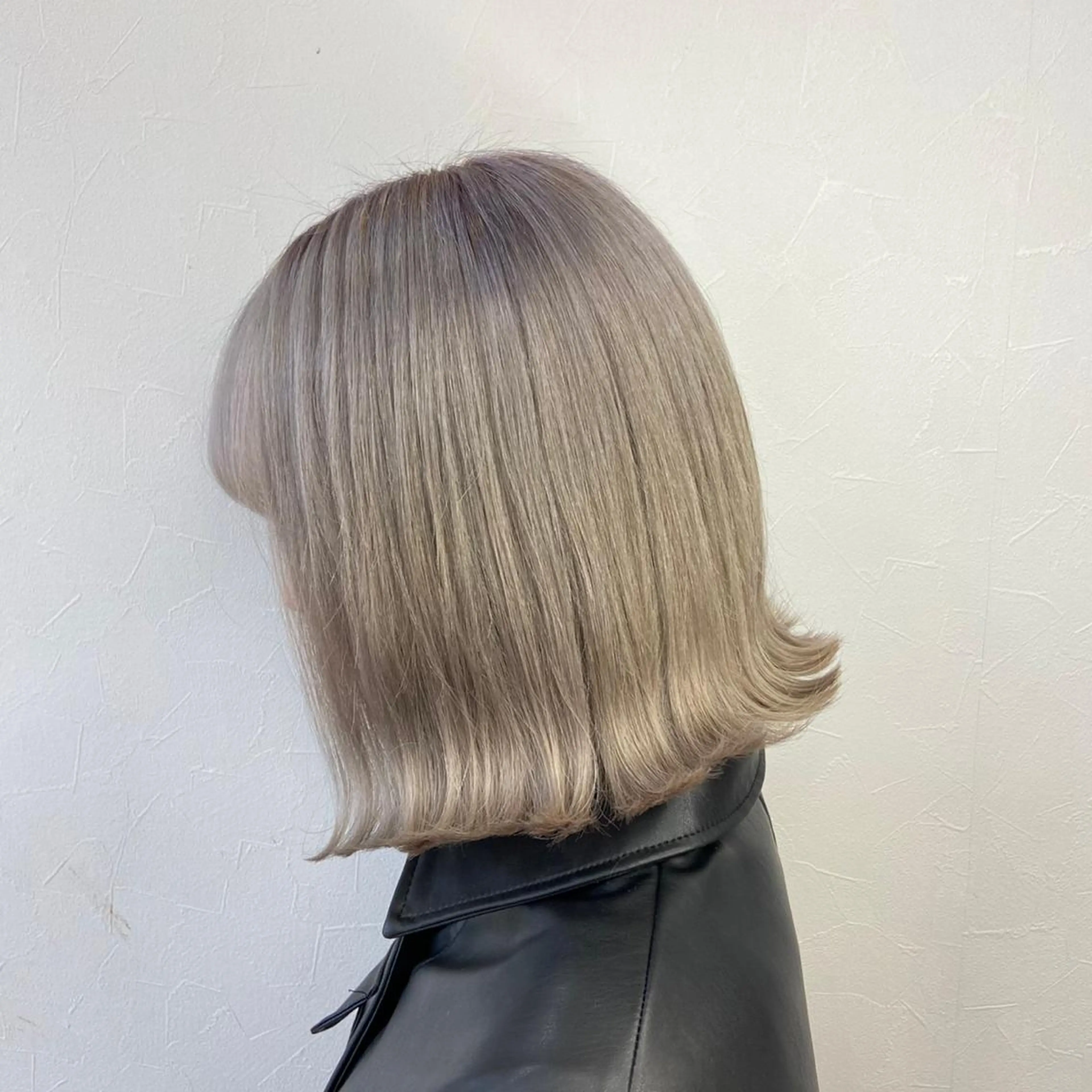 ミディアム カラー ベージュカラー ホワイトベージュ 鈴木/ニュアンス パーマ/メンズのヘアスタイル