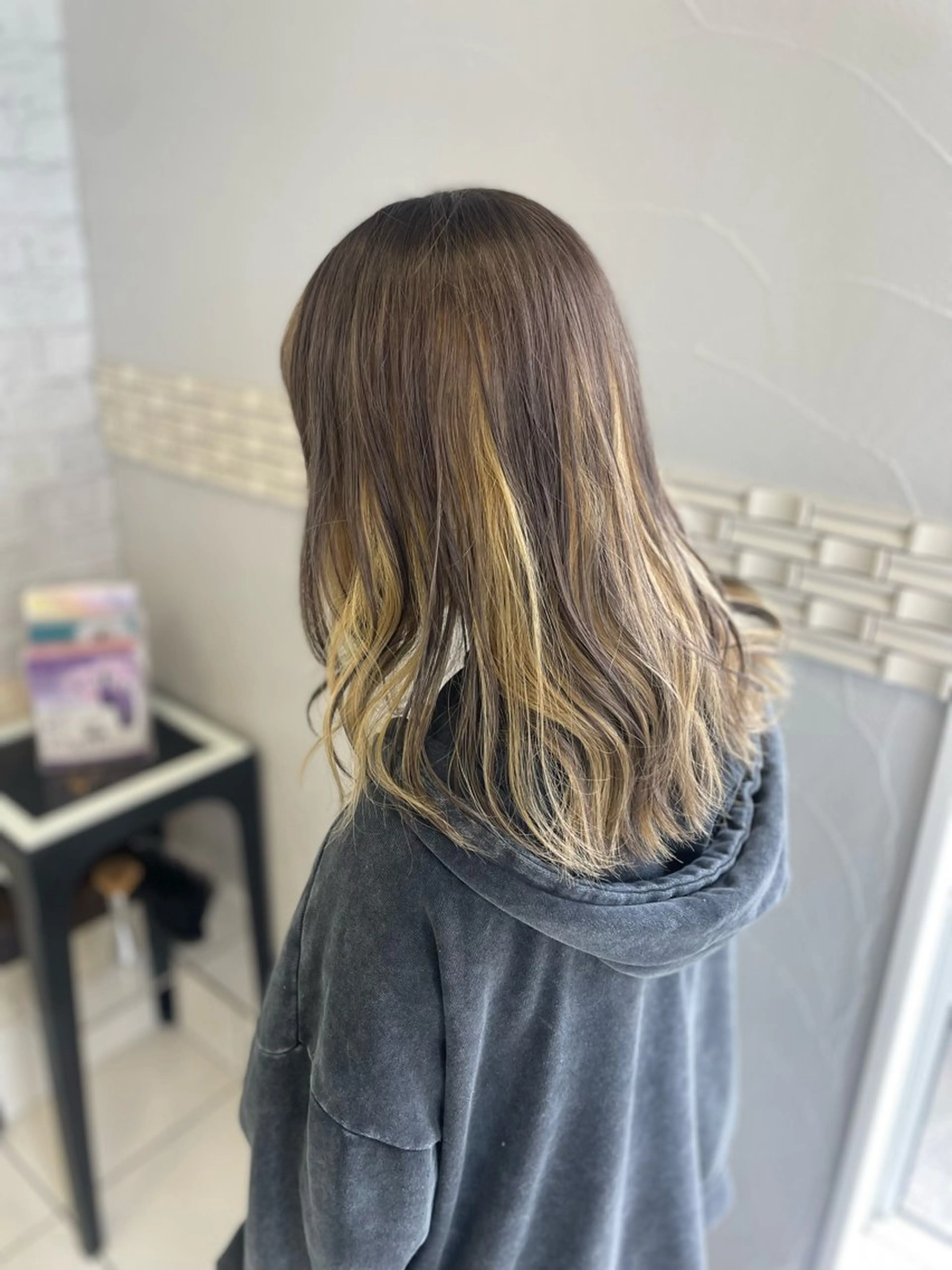 ロング カラー 馬目 龍一のヘアスタイル
