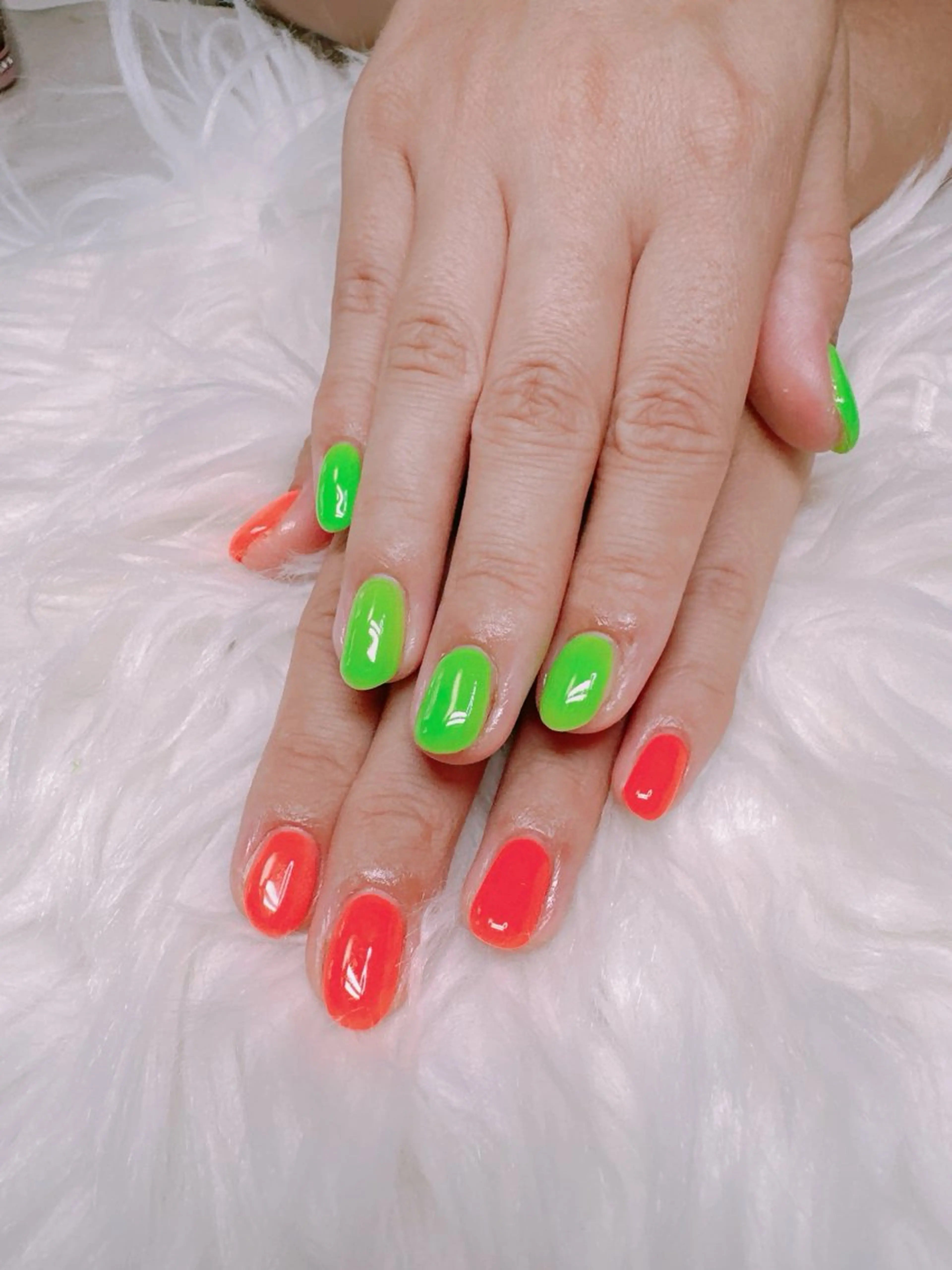 ネイル 高島 夏海のネイルデザイン