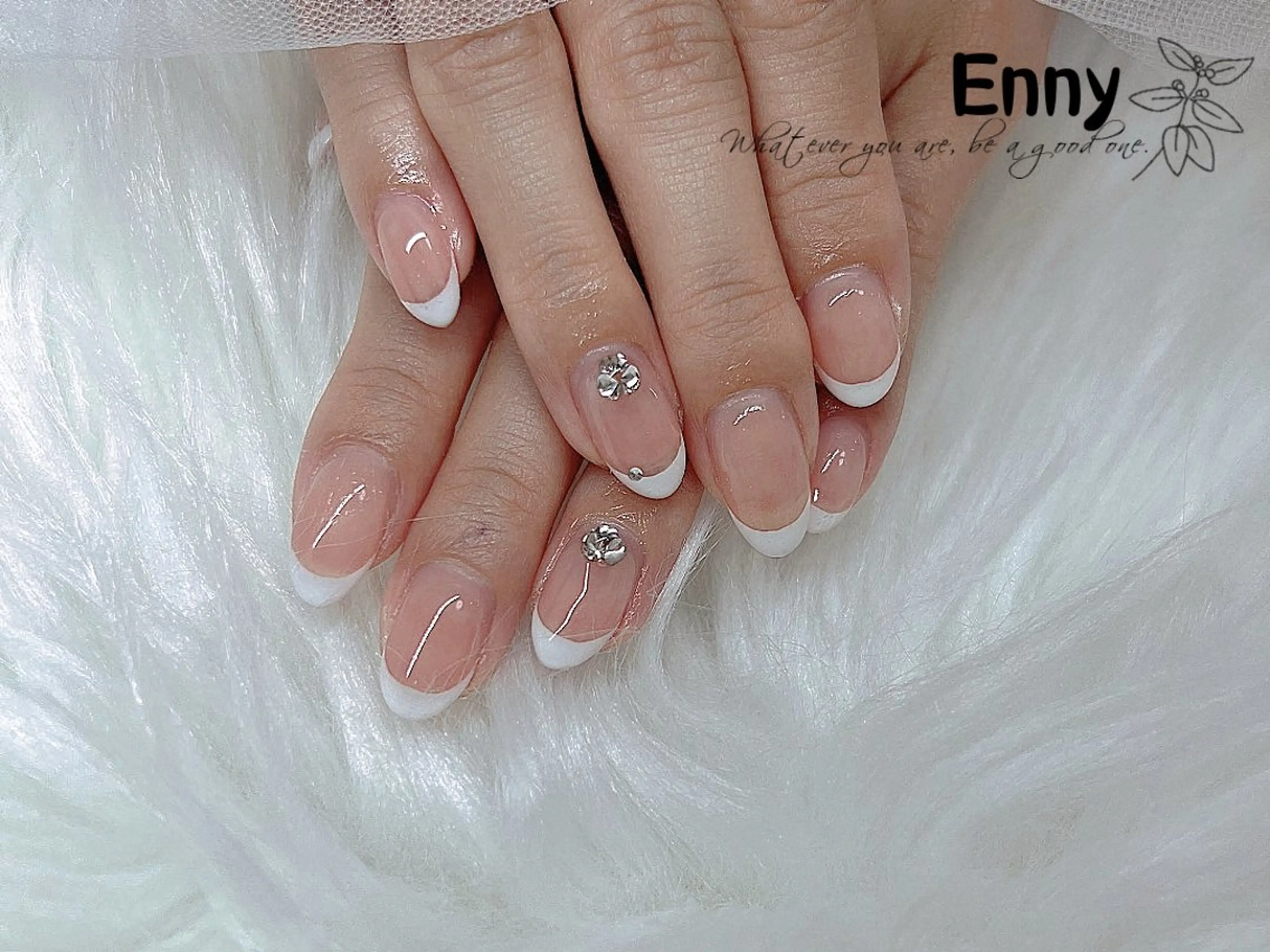 ネイル チークネイル フットネイル フレンチネイル ジェルネイル ガラスフレンチ Enny nail salonのネイルデザイン