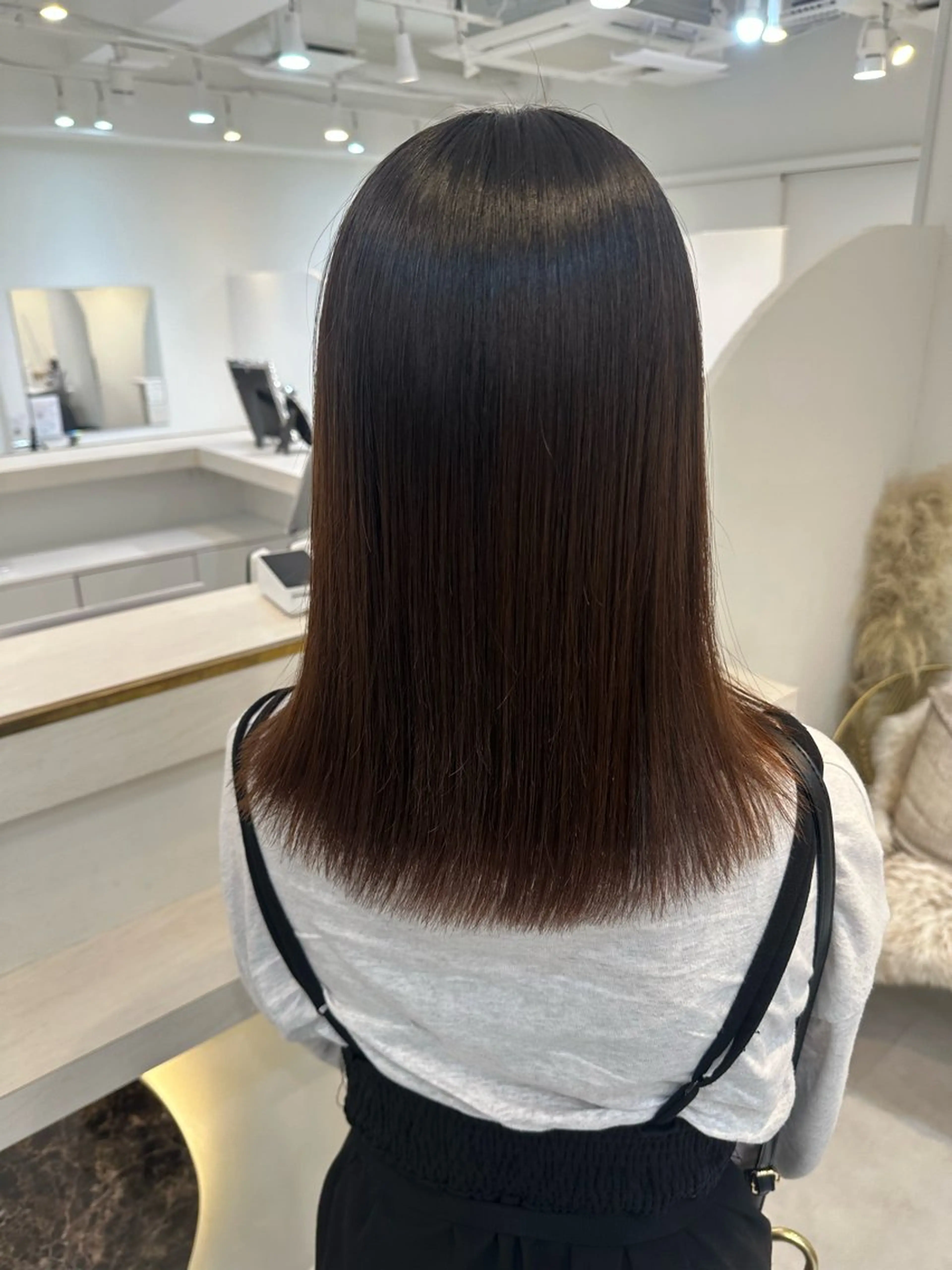 ミディアム Emuest心斎橋 SAKIのヘアスタイル