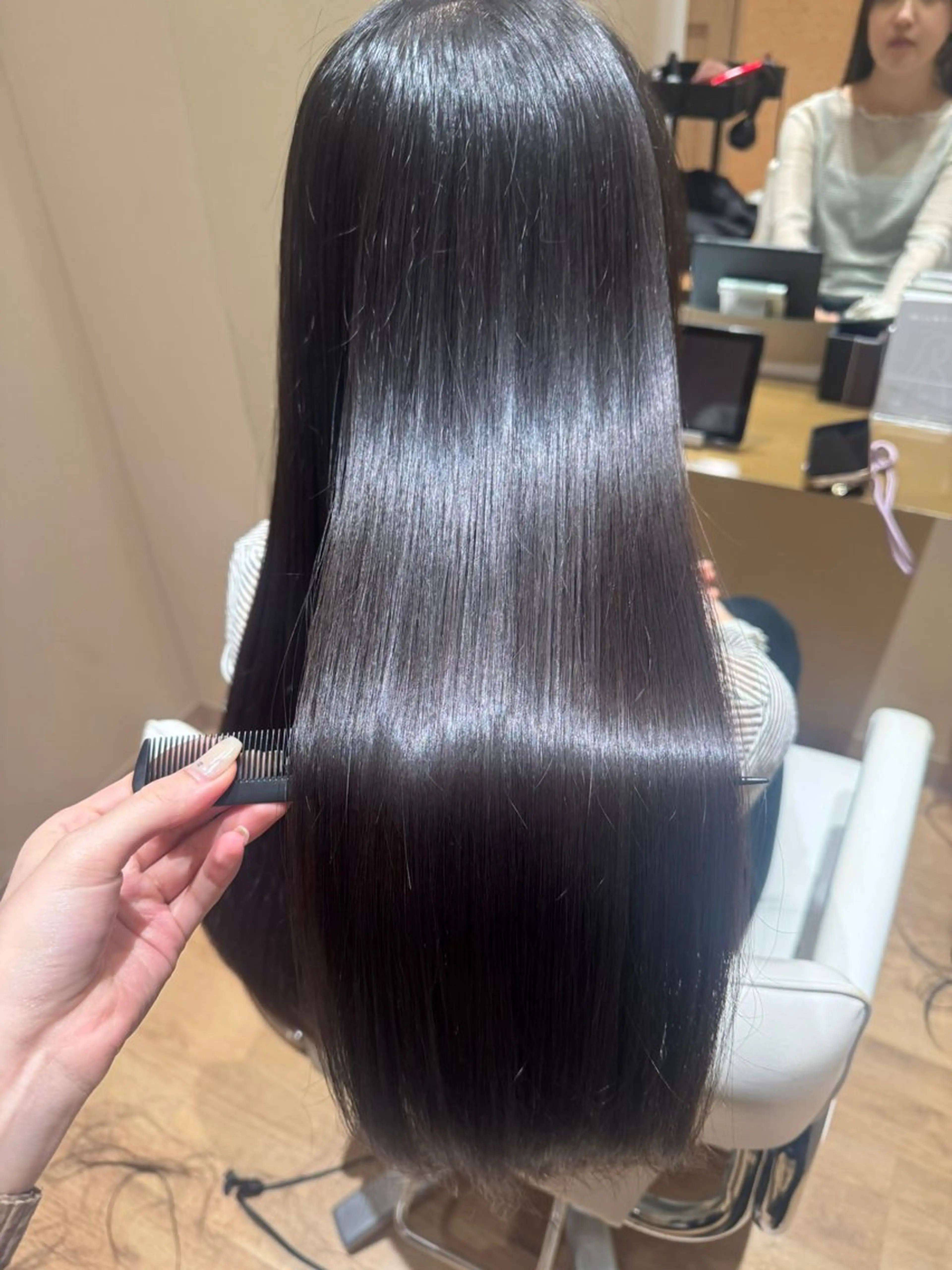 ロング カット 縮毛矯正 トリートメント 黒島優香🦋 /縮毛矯正/髪質改善のヘアスタイル
