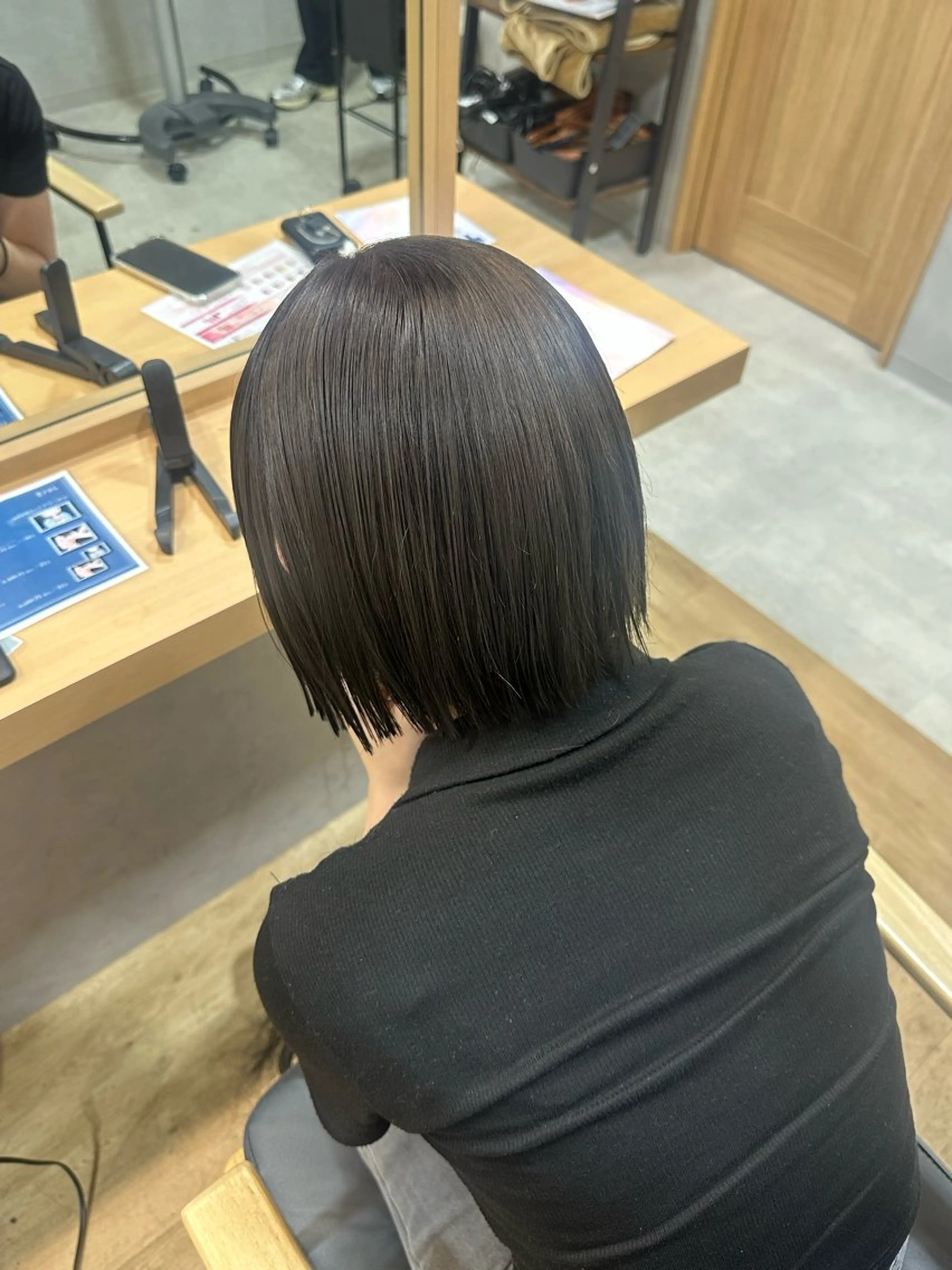 ミディアム カット ヘアカラー 小寺 唯希のヘアスタイル