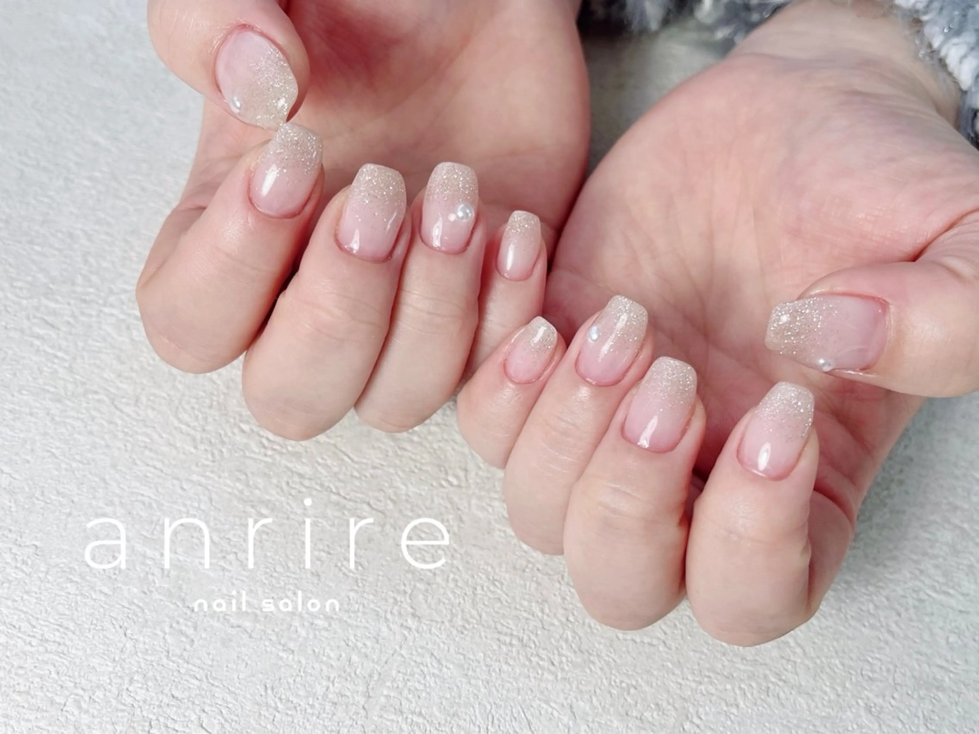 ネイル フラッシュネイル ジェルネイル グラデーション キラキラネイル ラメ(グリッター) ハンドネイル nailsalon anrireのネイルデザイン