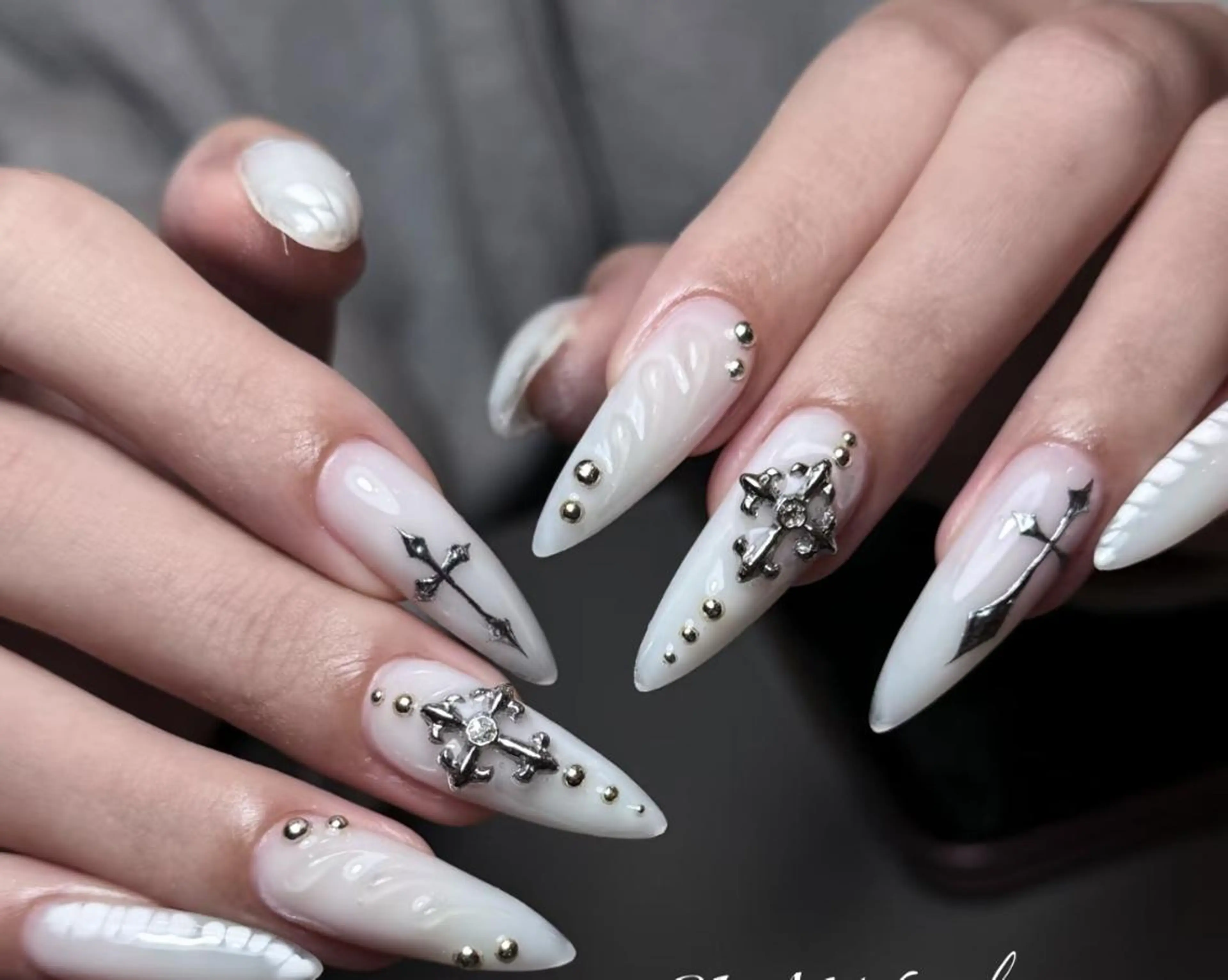 ネイル ハンドネイル 🎀 NaNa_nailのネイルデザイン