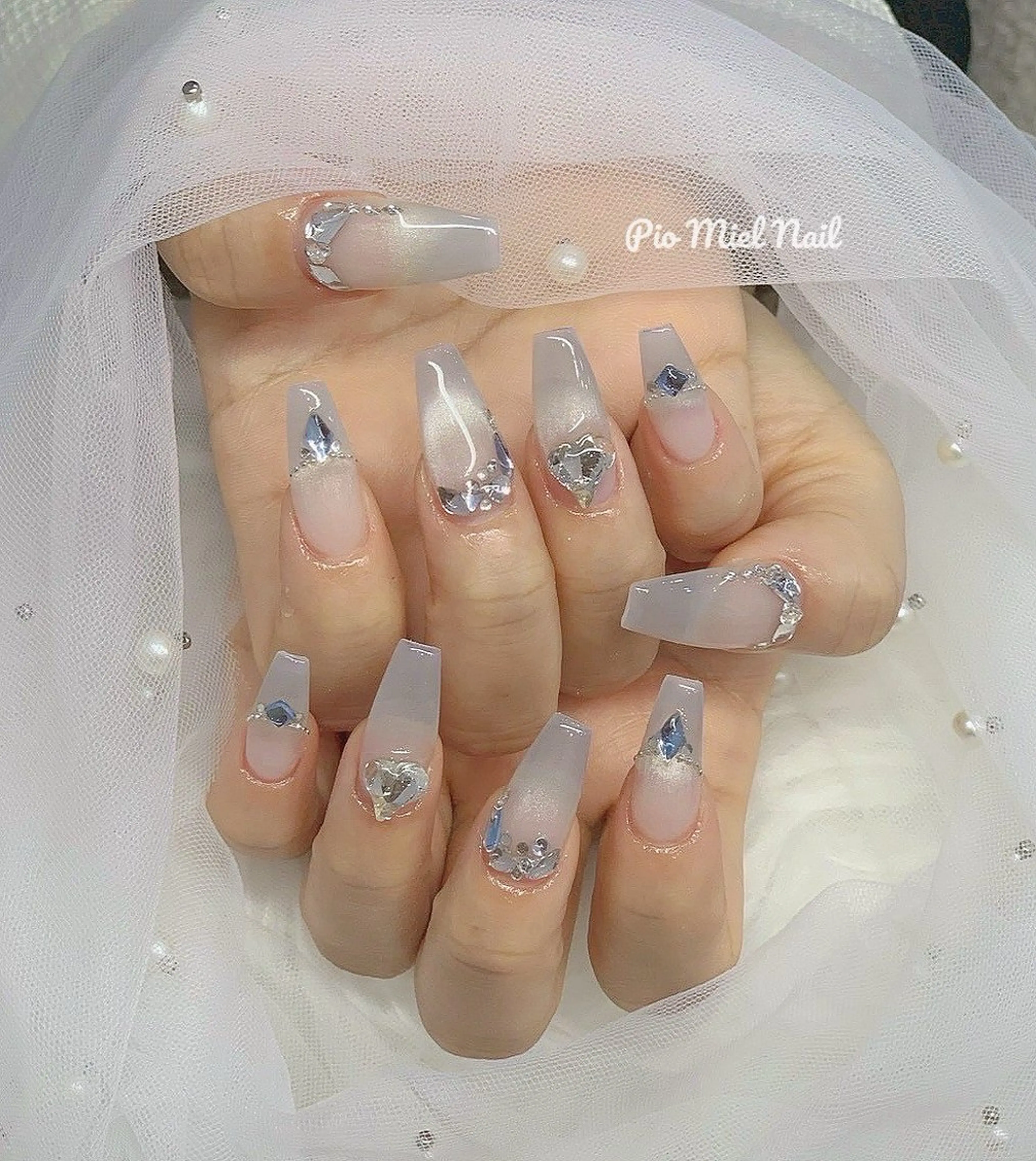 ネイル ジェルネイル グラデーション ハート ラメ(グリッター) ロングネイル ハンドネイル HANA 長さだしのネイルデザイン