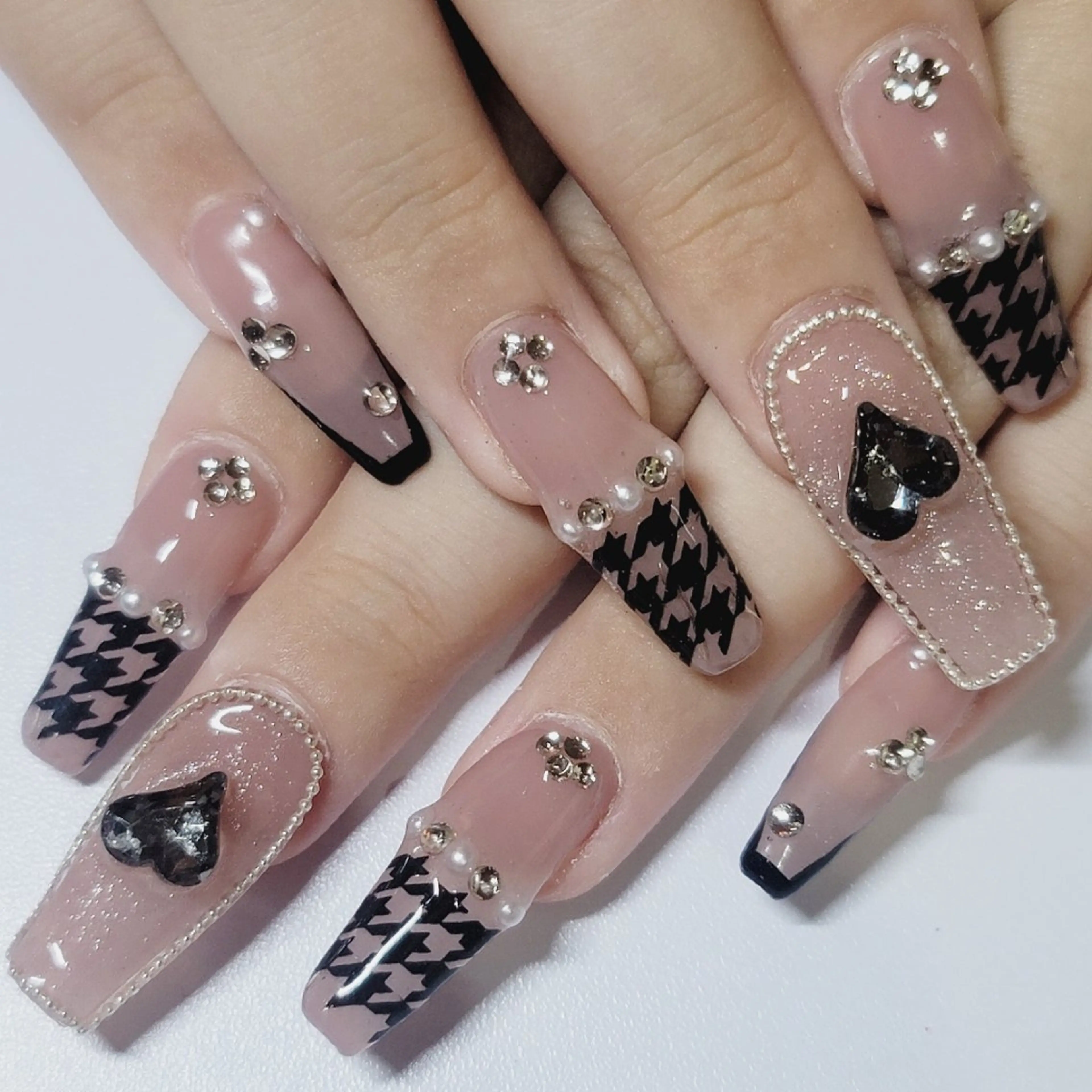 ネイル アートネイル フレンチネイル ワンカラーネイル ピンク ピンクベージュ ハンドネイル よしだ ひろきのネイルデザイン