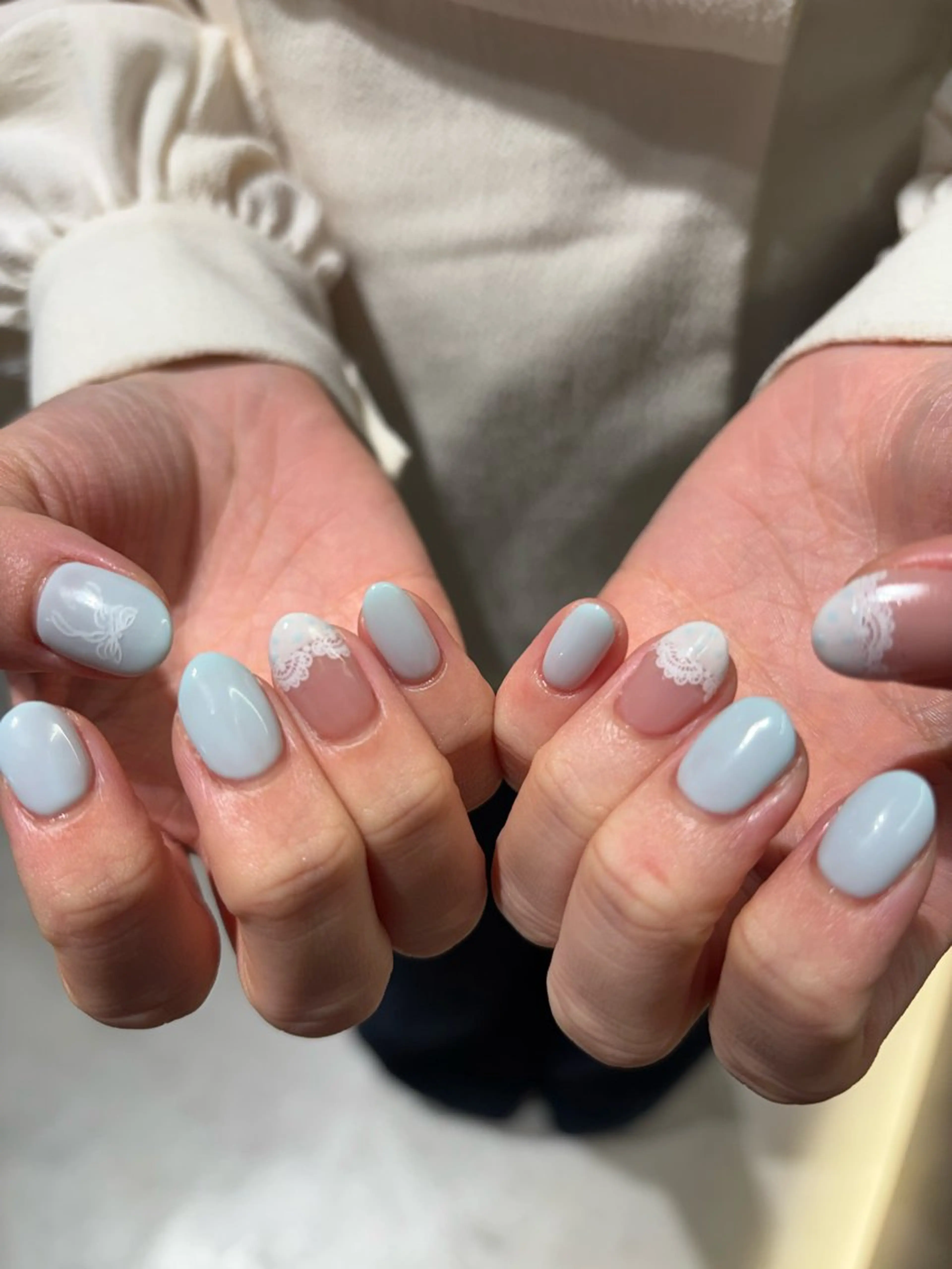 ネイル ドット レース ハンドネイル Miura.H 🦋🫧のネイルデザイン