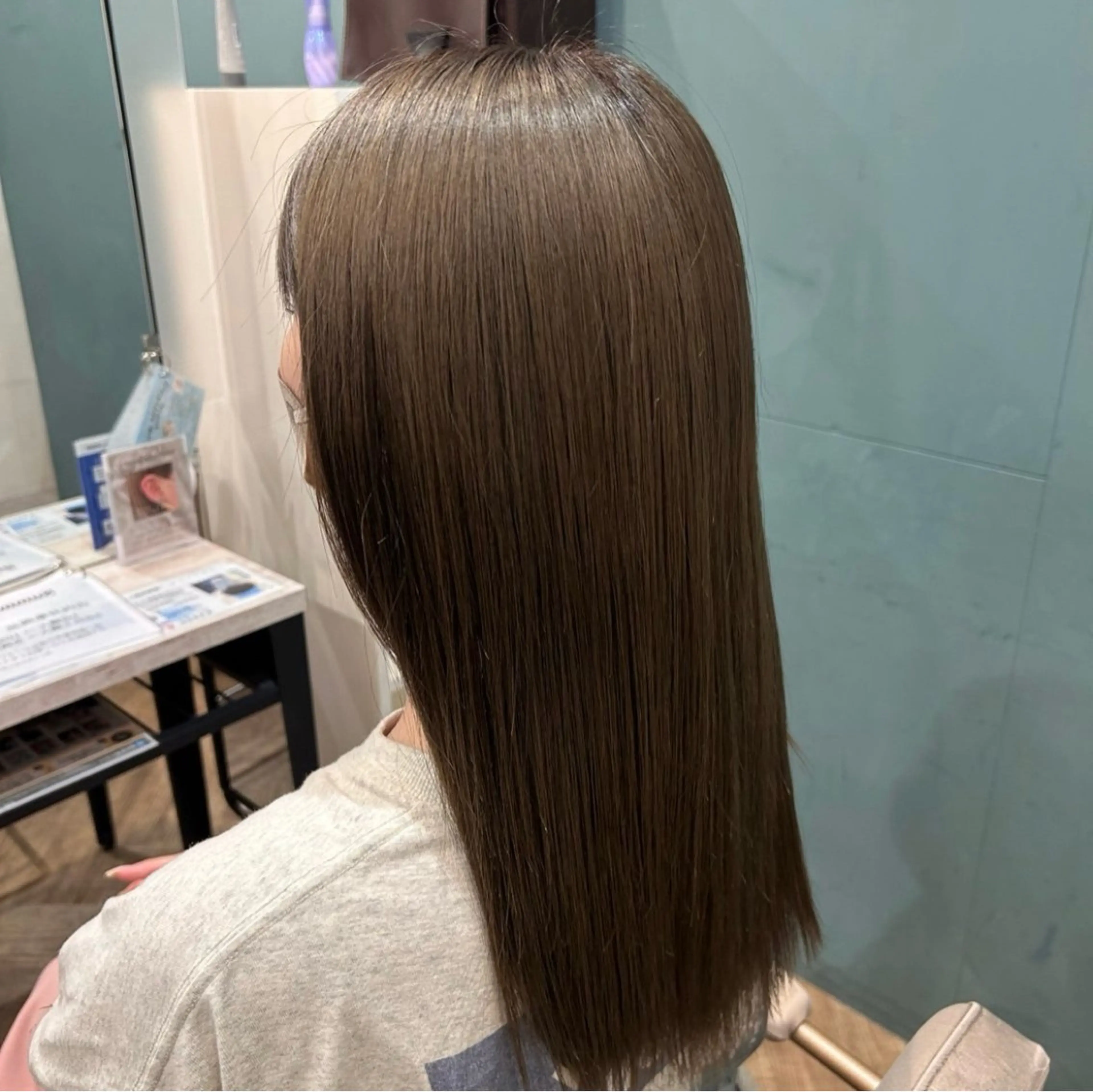 ロング 石崎 奈那のヘアスタイル