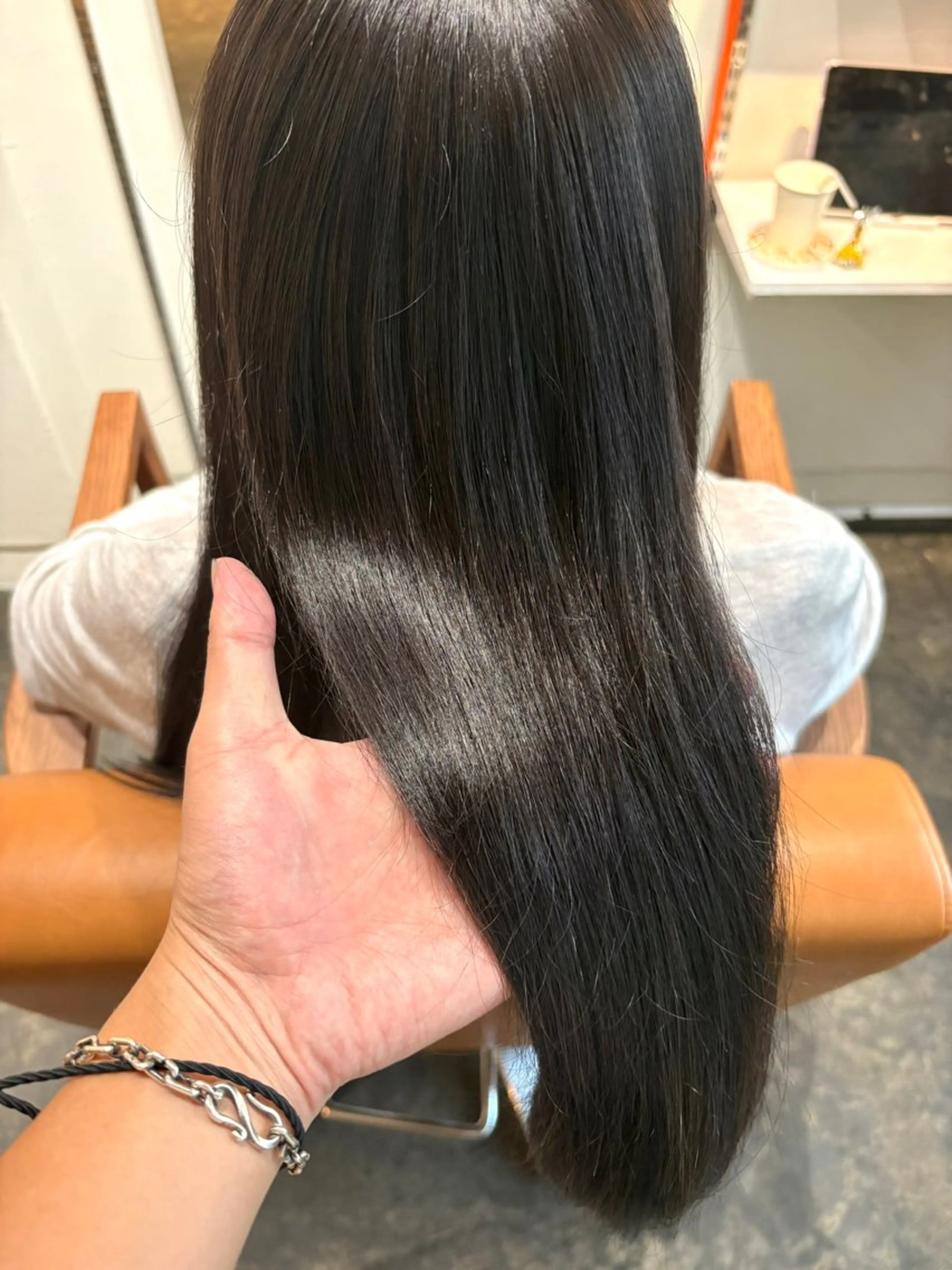 セミロング カラー トリートメント カット ヘアカラー トリートメント 西村 達哉のヘアスタイル