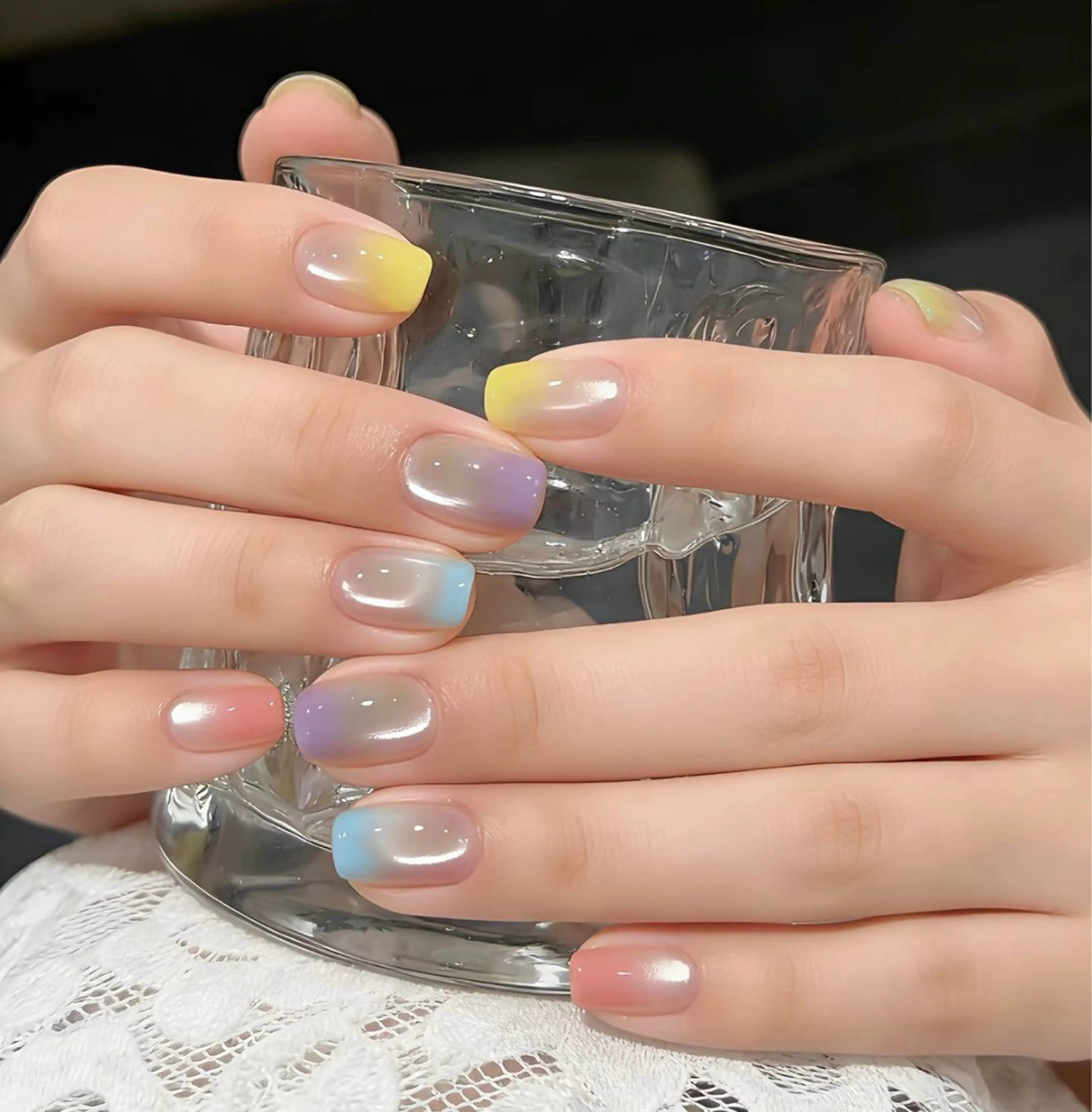 ネイル 桜ネイル フットネイル フレンチネイル グラデーション 氷ネイル・うるうるネイル ハンドネイル Lynn_ Nailのネイルデザイン