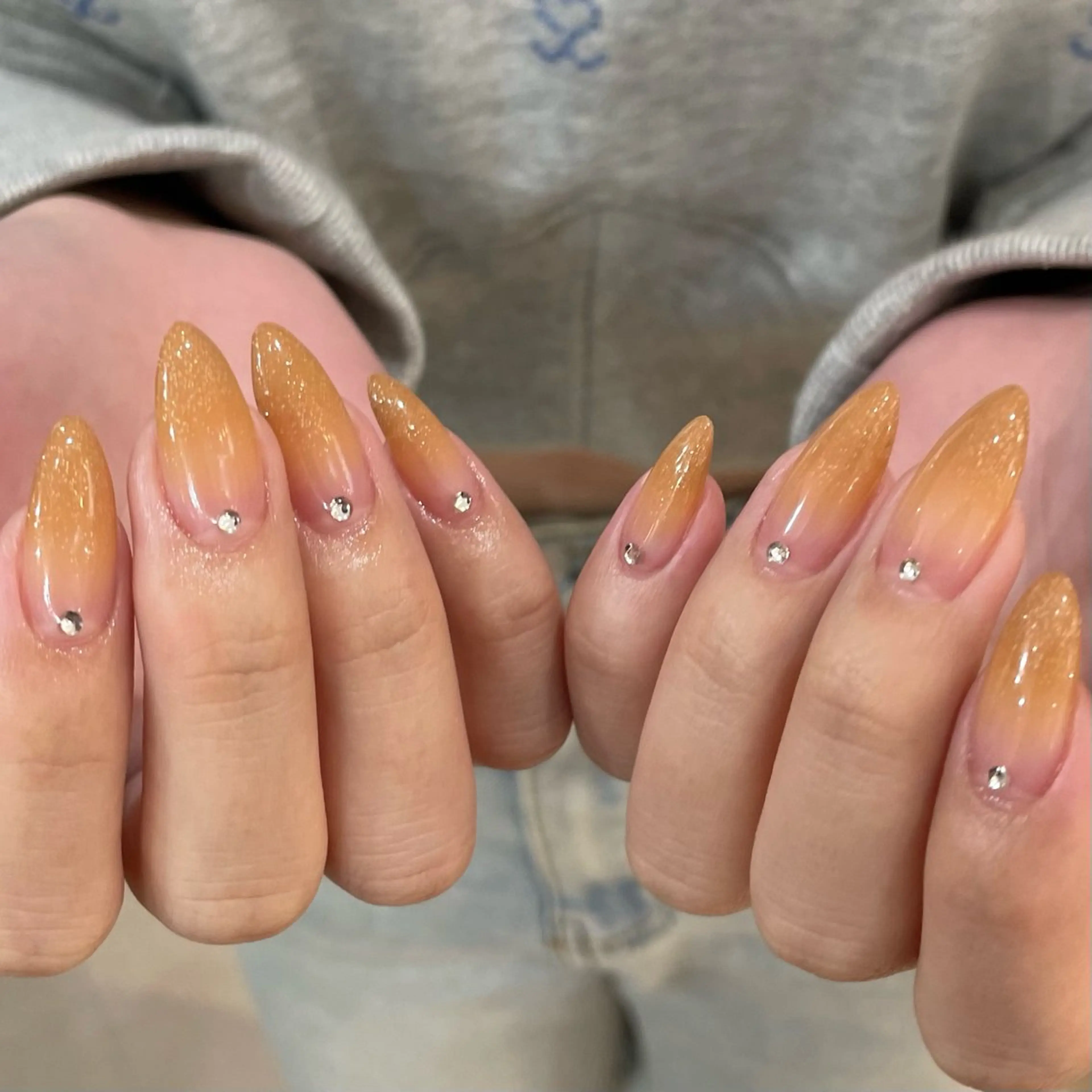 ネイル グラデーション ラメ(グリッター) ラメグラデーション ハンドネイル M.wish Yukinaのネイルデザイン