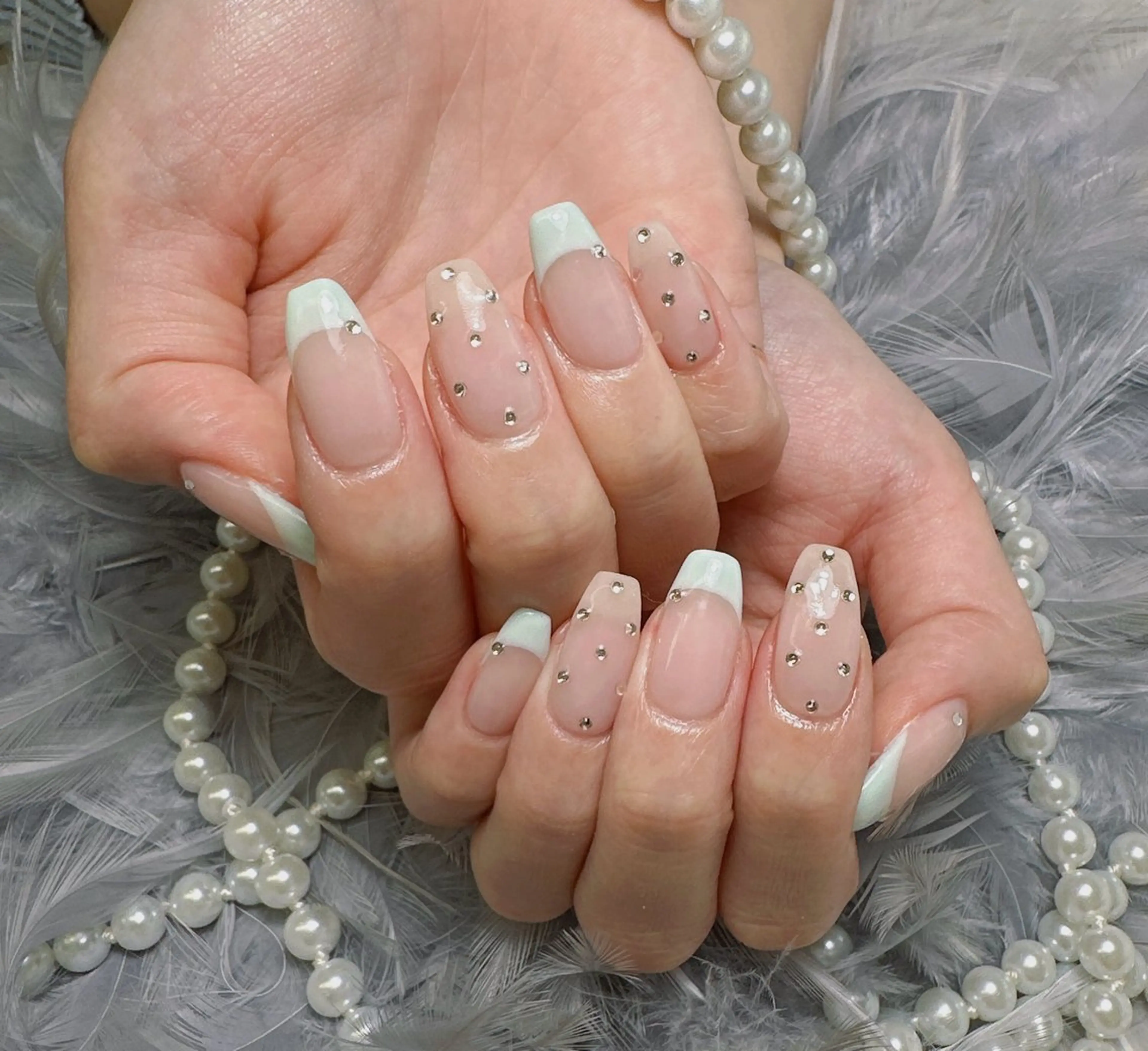 ネイル 持ち込み ハンドネイル Pretty Nail Salonのネイルデザイン
