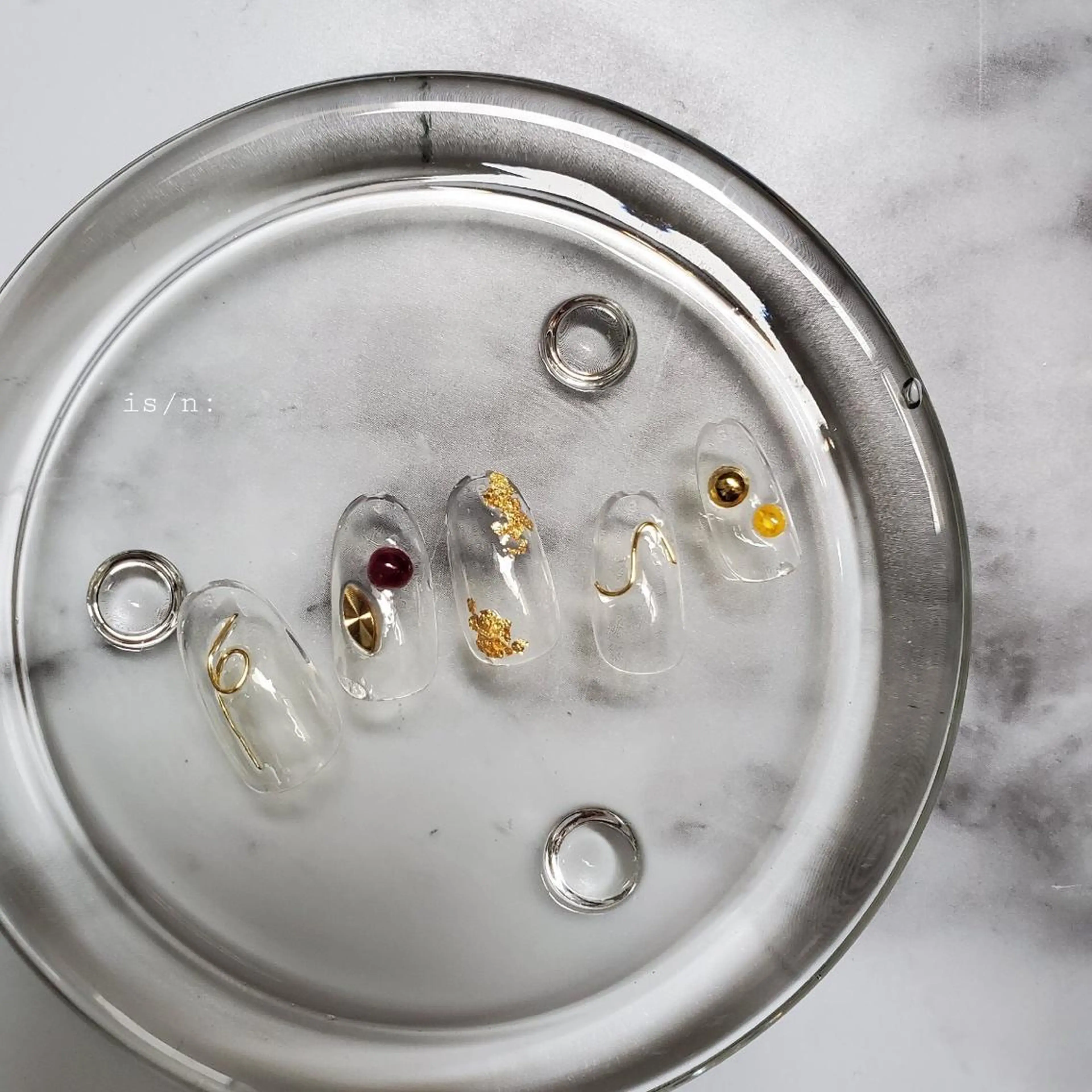 ネイル クリアネイル ニュアンスネイル ハンドネイル 店長 佐藤のネイルデザイン