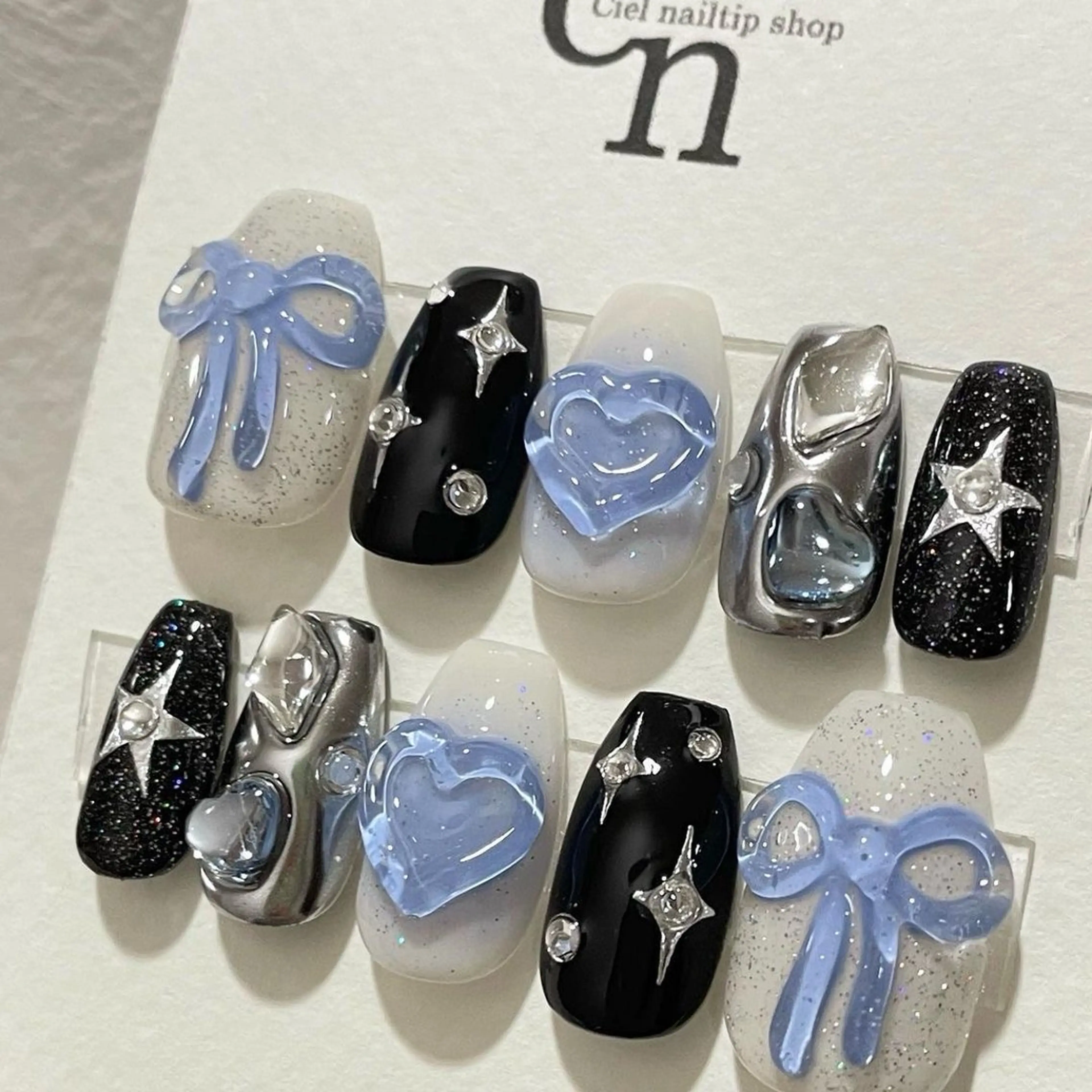 ネイル マグネットネイル ミラーネイル 冬ネイル Lee Nailsのネイルデザイン
