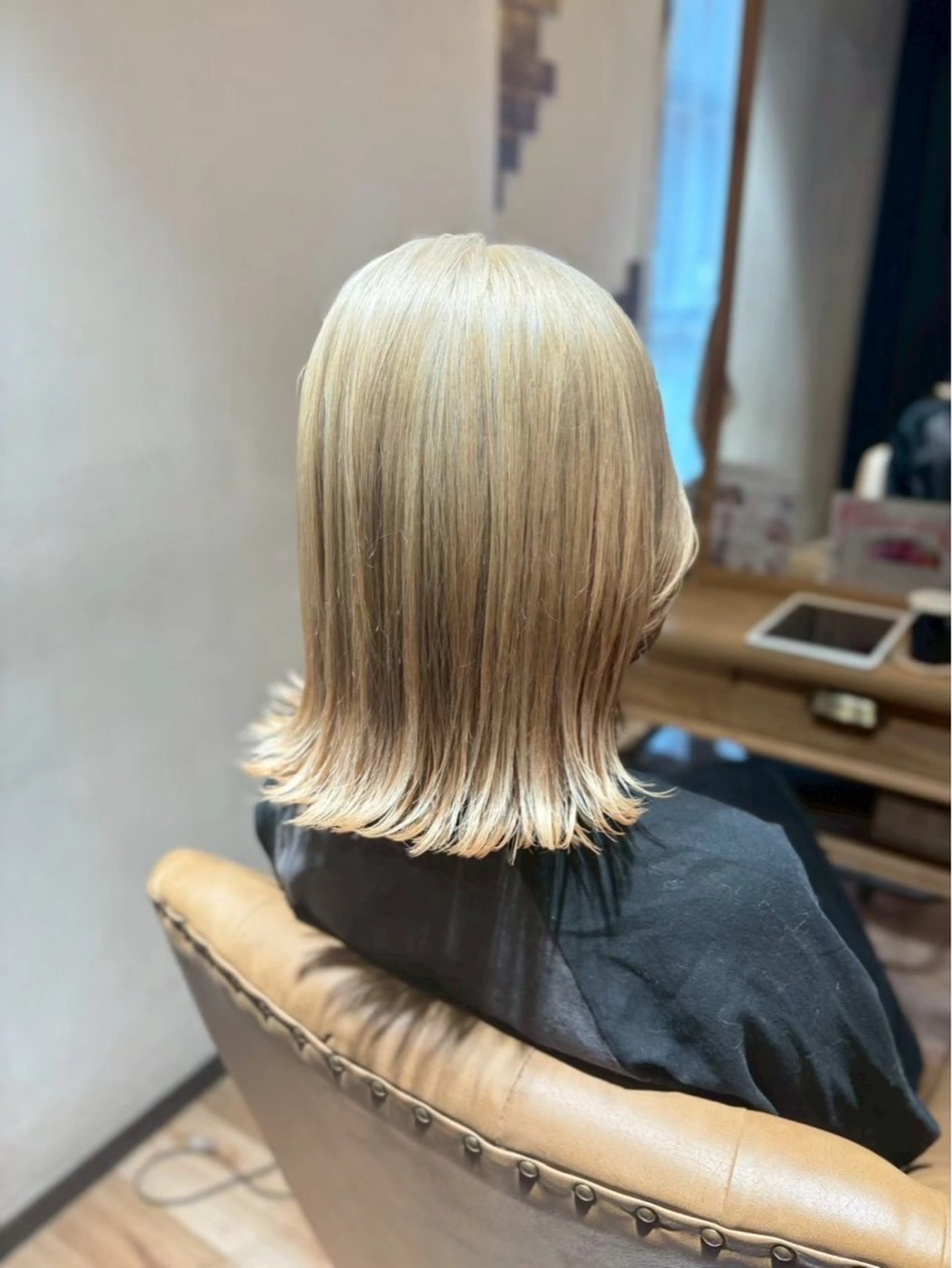 セミロング ヘアカラー 高口 小春のヘアスタイル