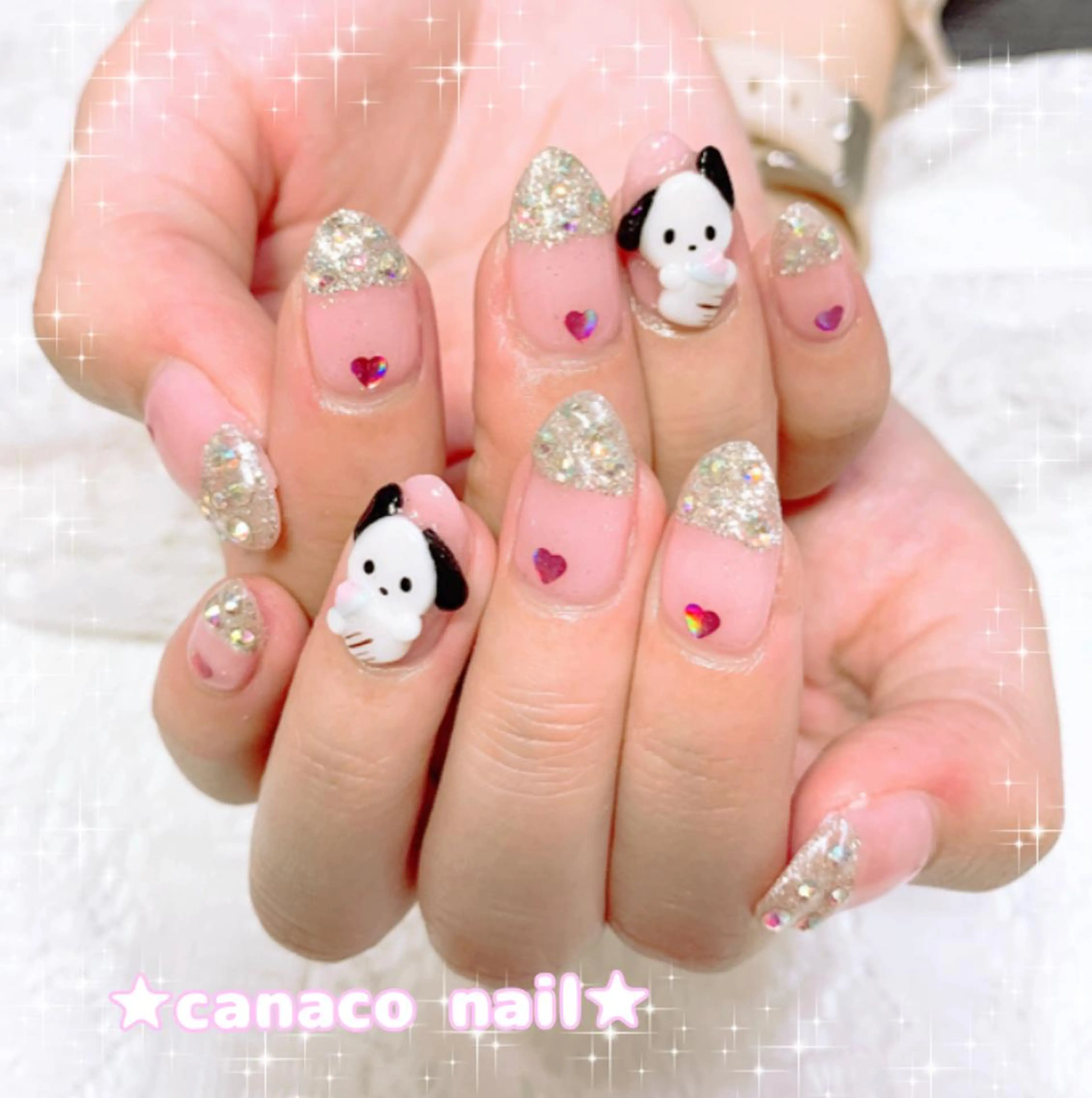 ネイル キラキラネイル 持ち込み ストーンネイル ハンドネイル ハンドケア ベテランネイル cnc nailのネイルデザイン