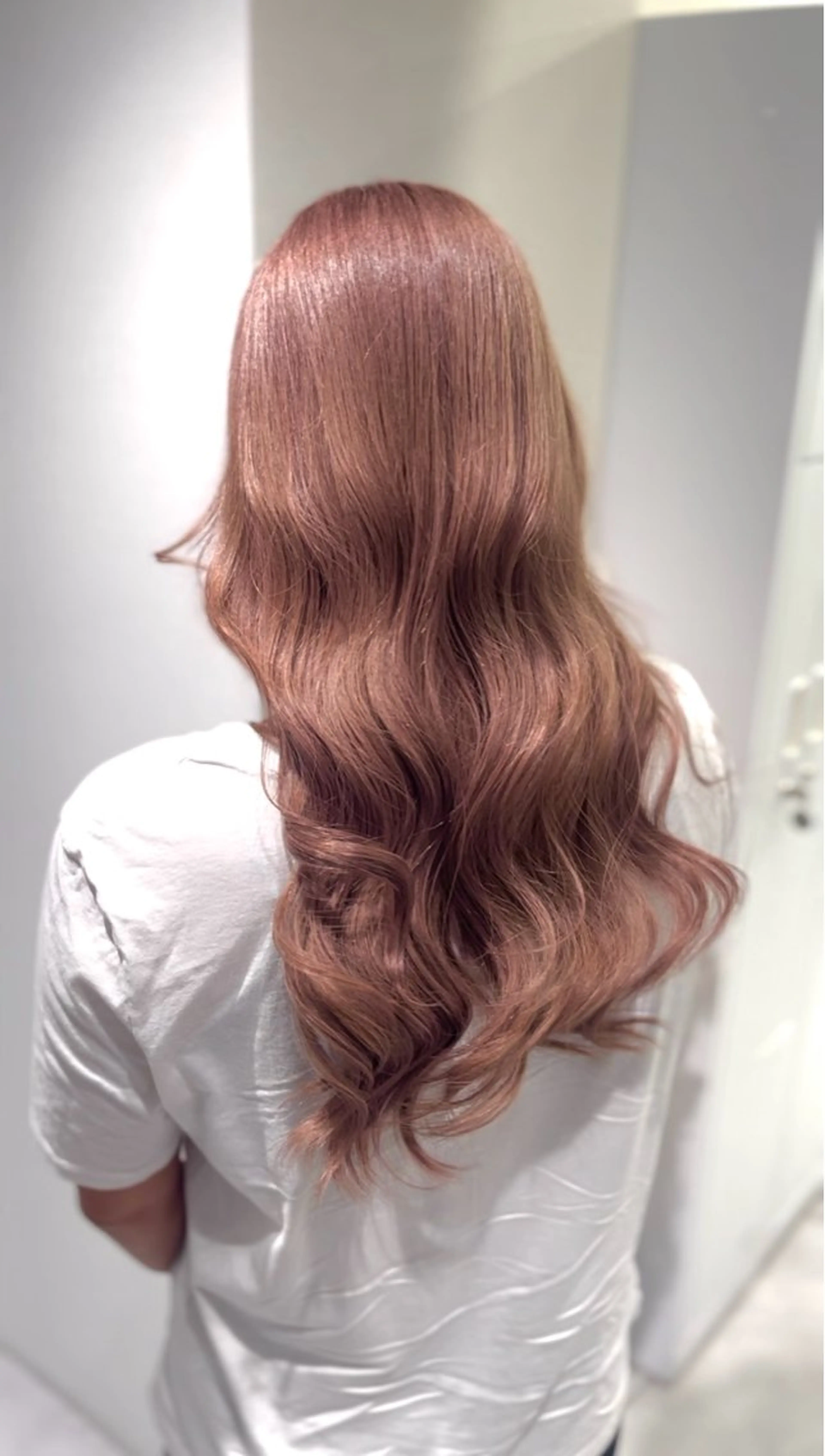 セミロング カラー ピンクカラー 髪質改善/レイヤー 兼折楓馬のヘアスタイル