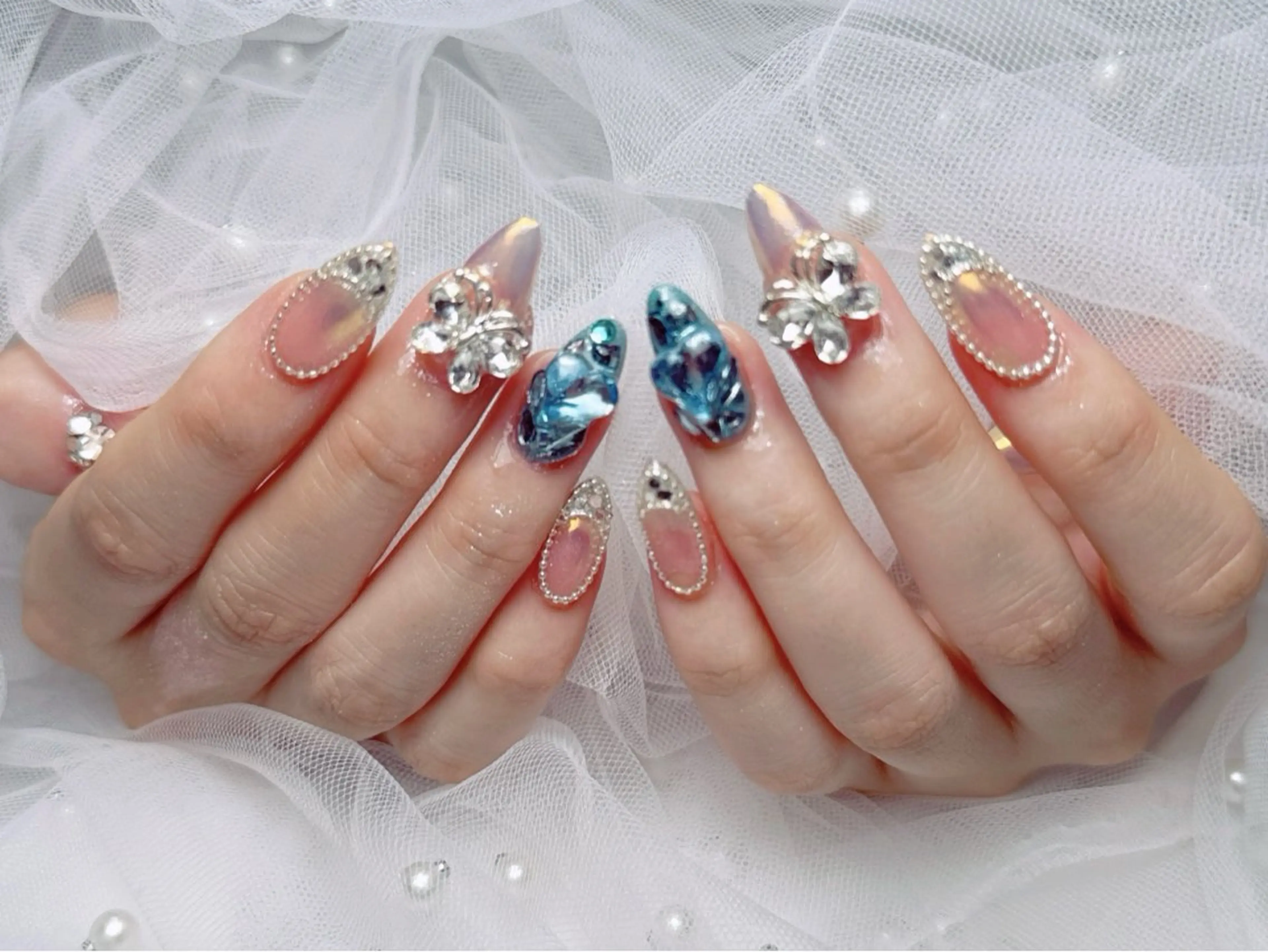 ネイル ハンドネイル ロータス ネイルサロンのネイルデザイン