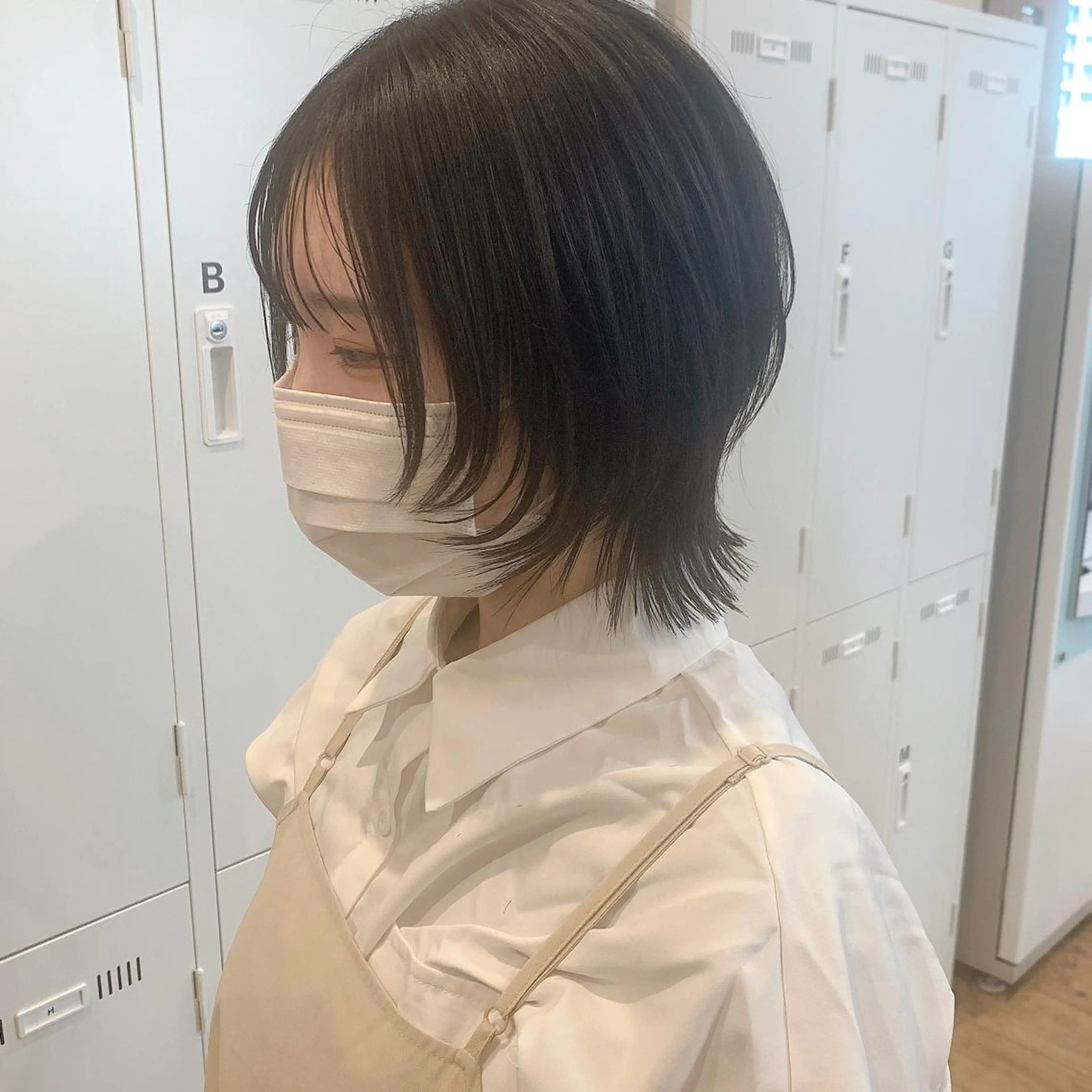 ショート カラー カット ヘアカラー NUMBER_ ユイナのヘアスタイル