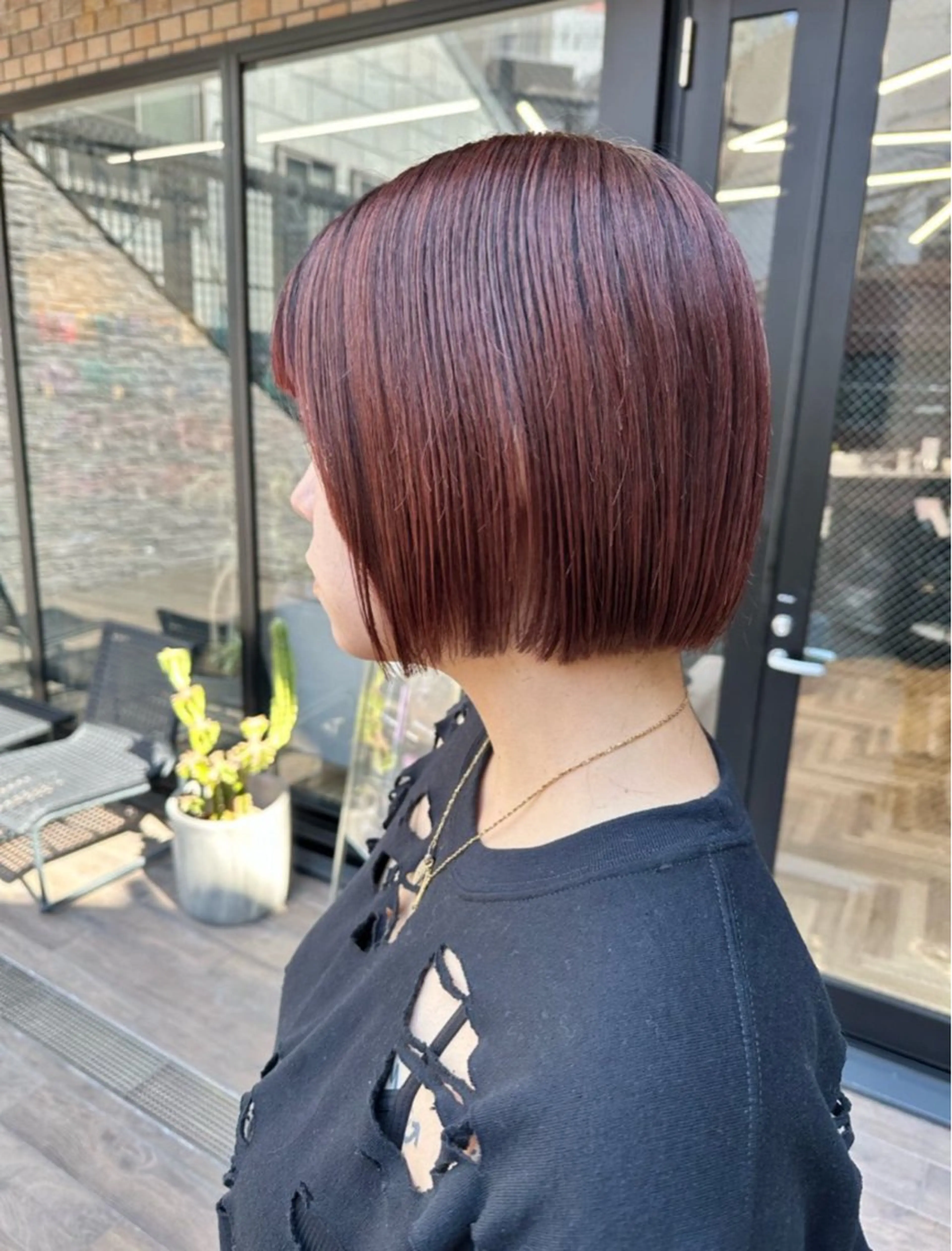 ショート カラー 林 美佑のヘアスタイル