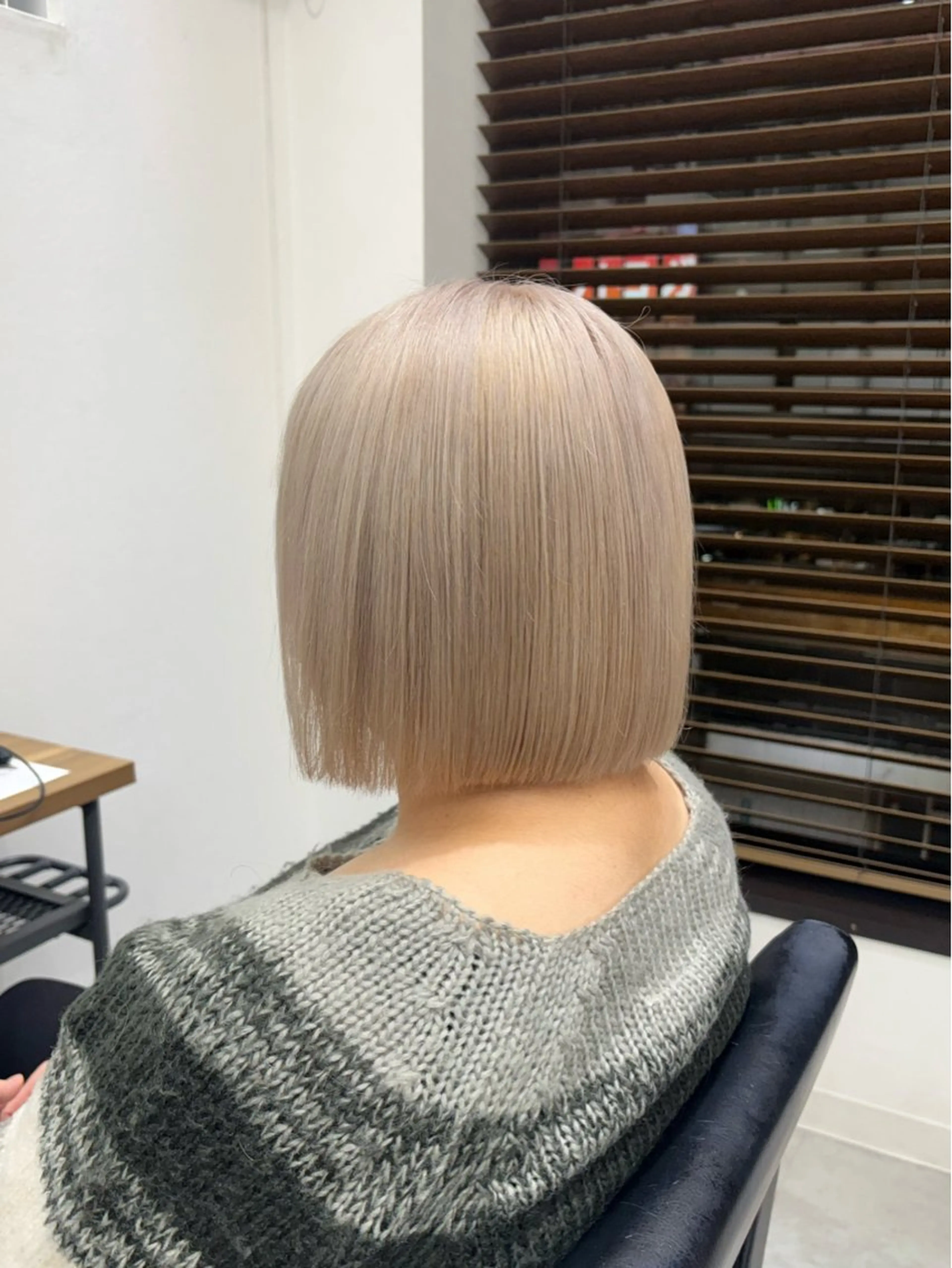 ショート カラー ブリーチ ボブ カット ヘアカラー ENA💗NEXT /ハイトーンエクステのヘアスタイル