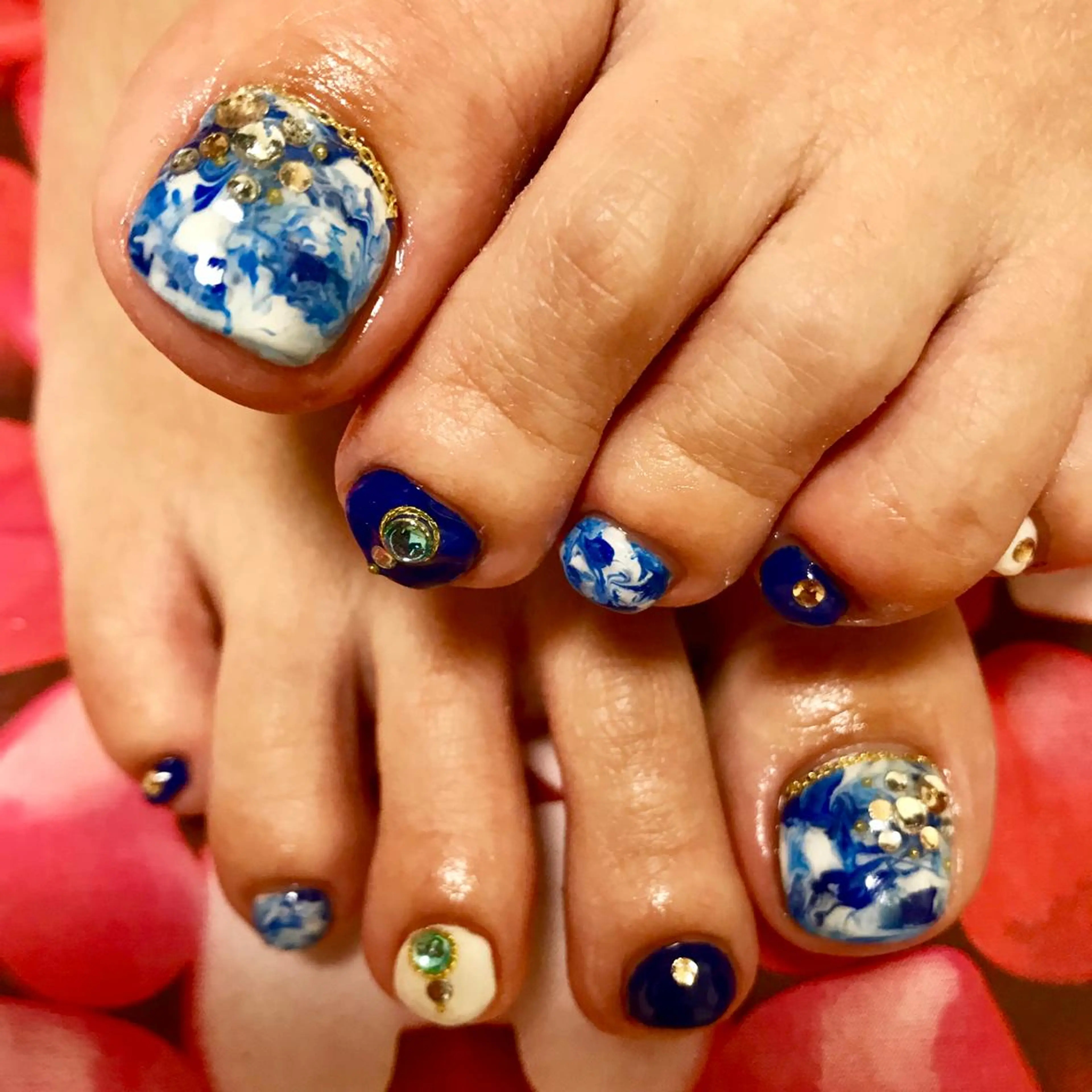 ネイル LOVEnail tomoのネイルデザイン