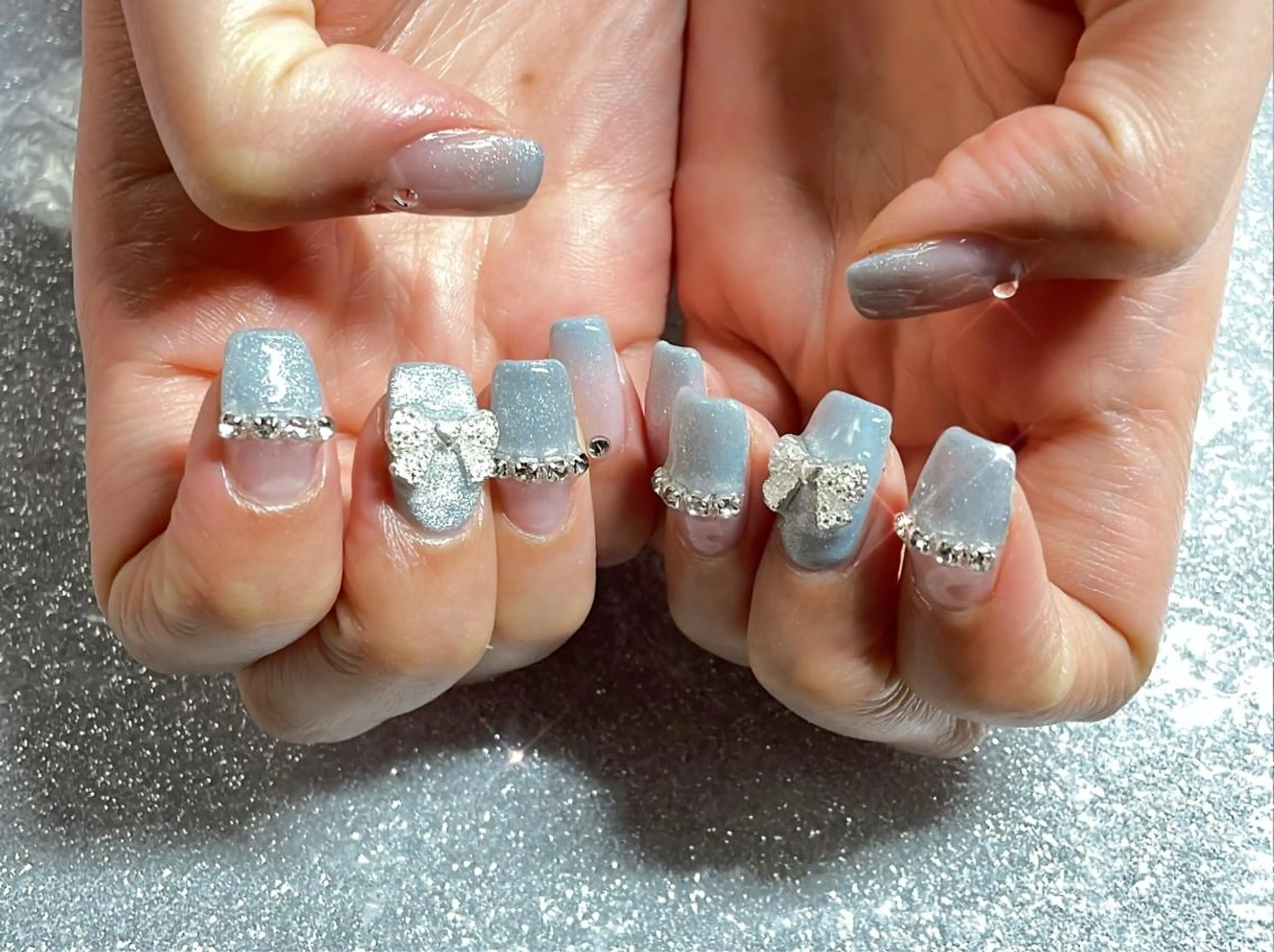 ネイル ハンドネイル VIERU 🌈🎀💖のネイルデザイン