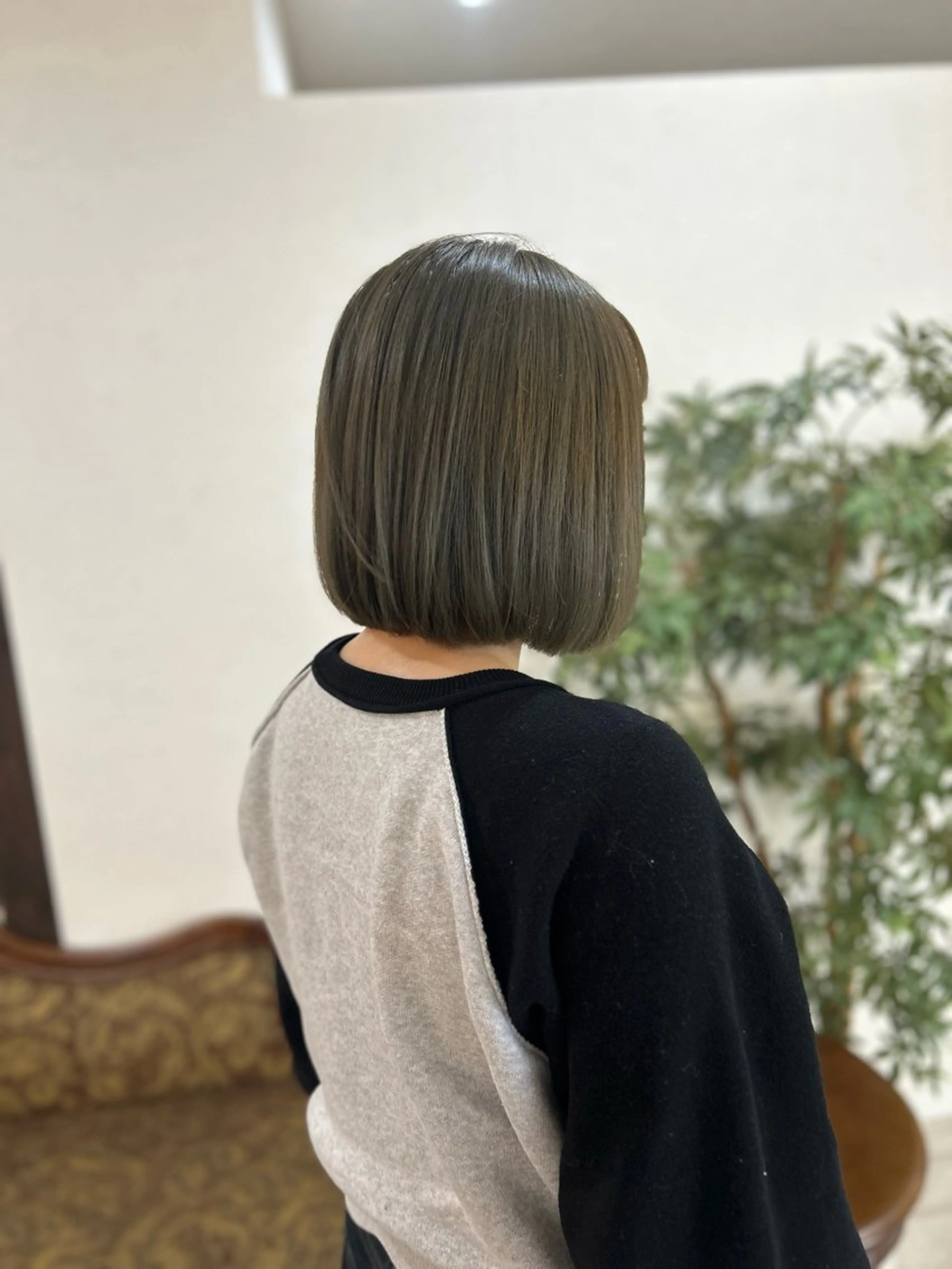 ショート カラー 赤星 さえのヘアスタイル