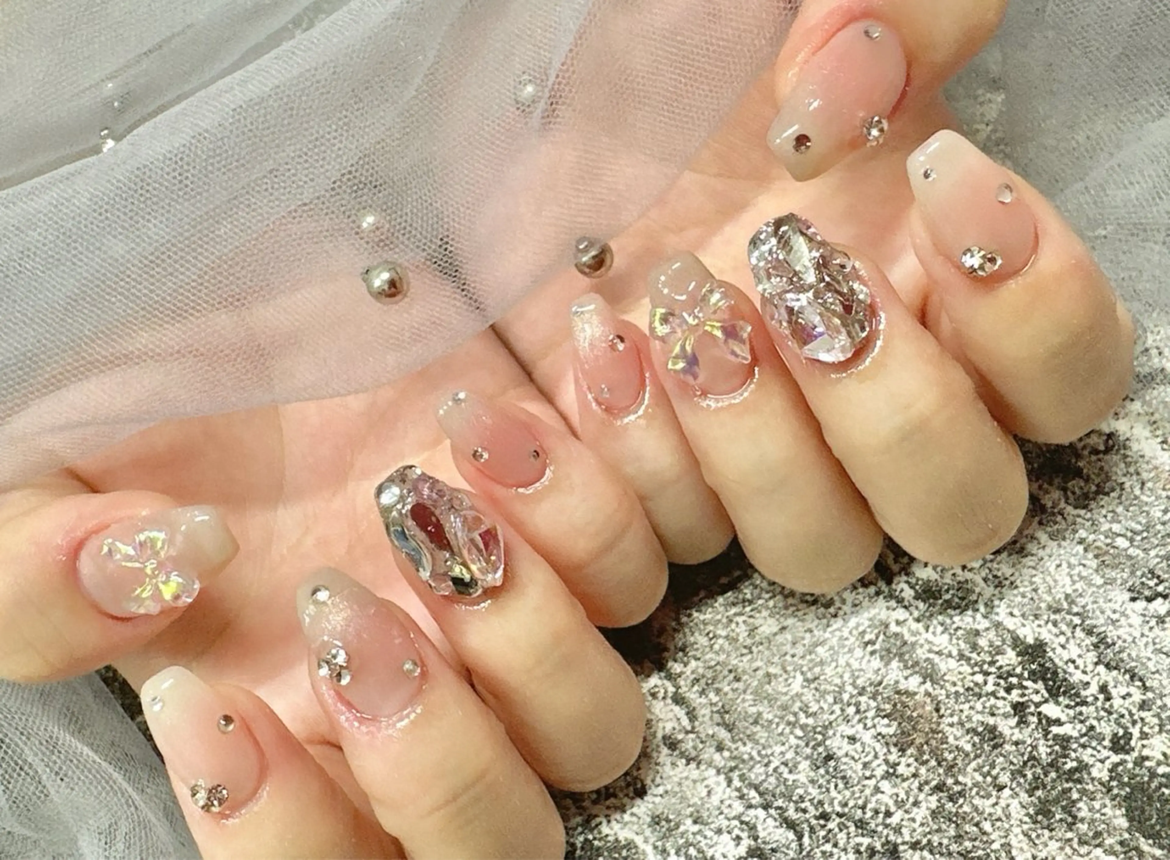 ネイル Luna K.のネイルデザイン