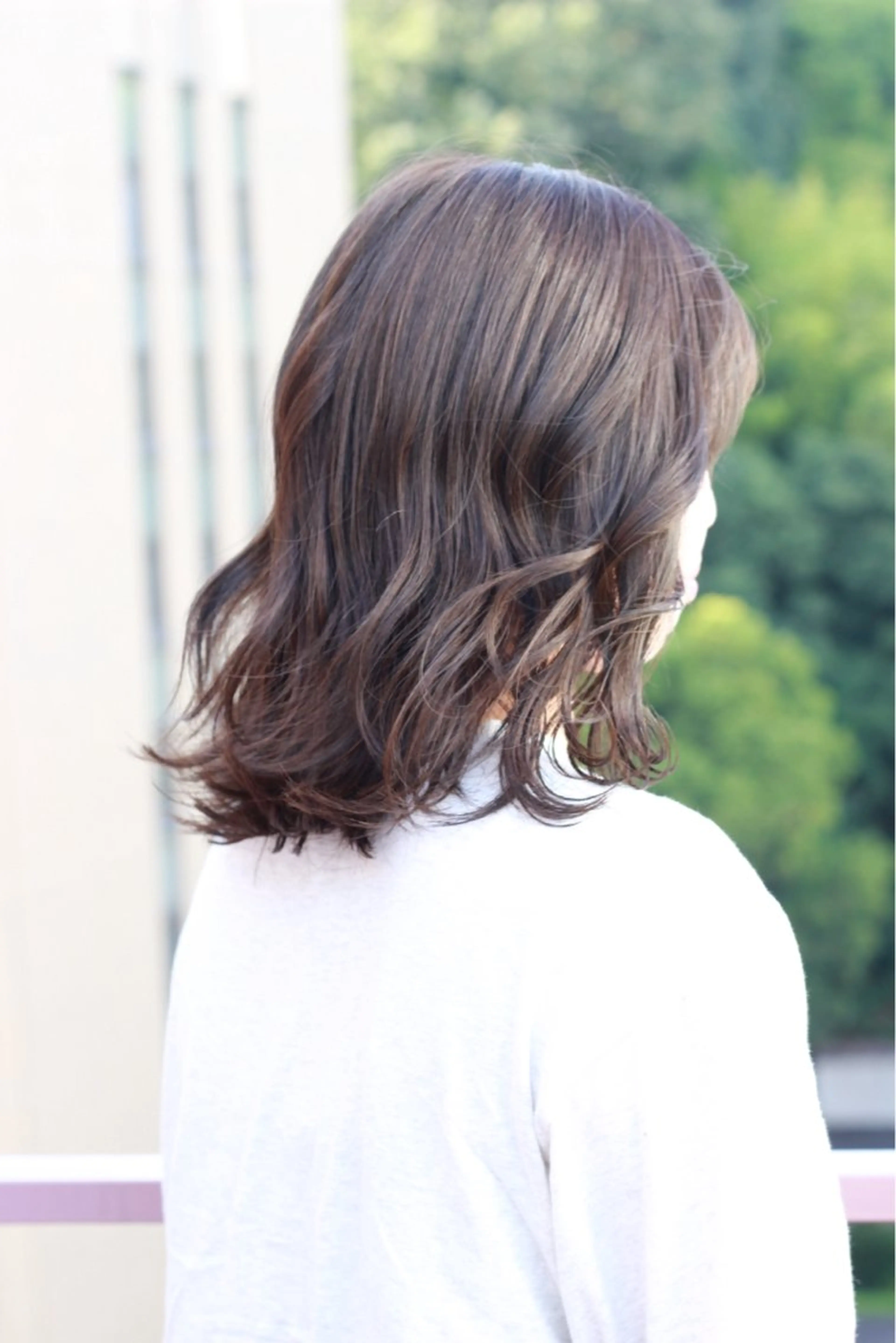 ミディアム カラー ベージュカラー オリーブベージュ カット ヘアカラー Viage （ビアージュ）のヘアスタイル