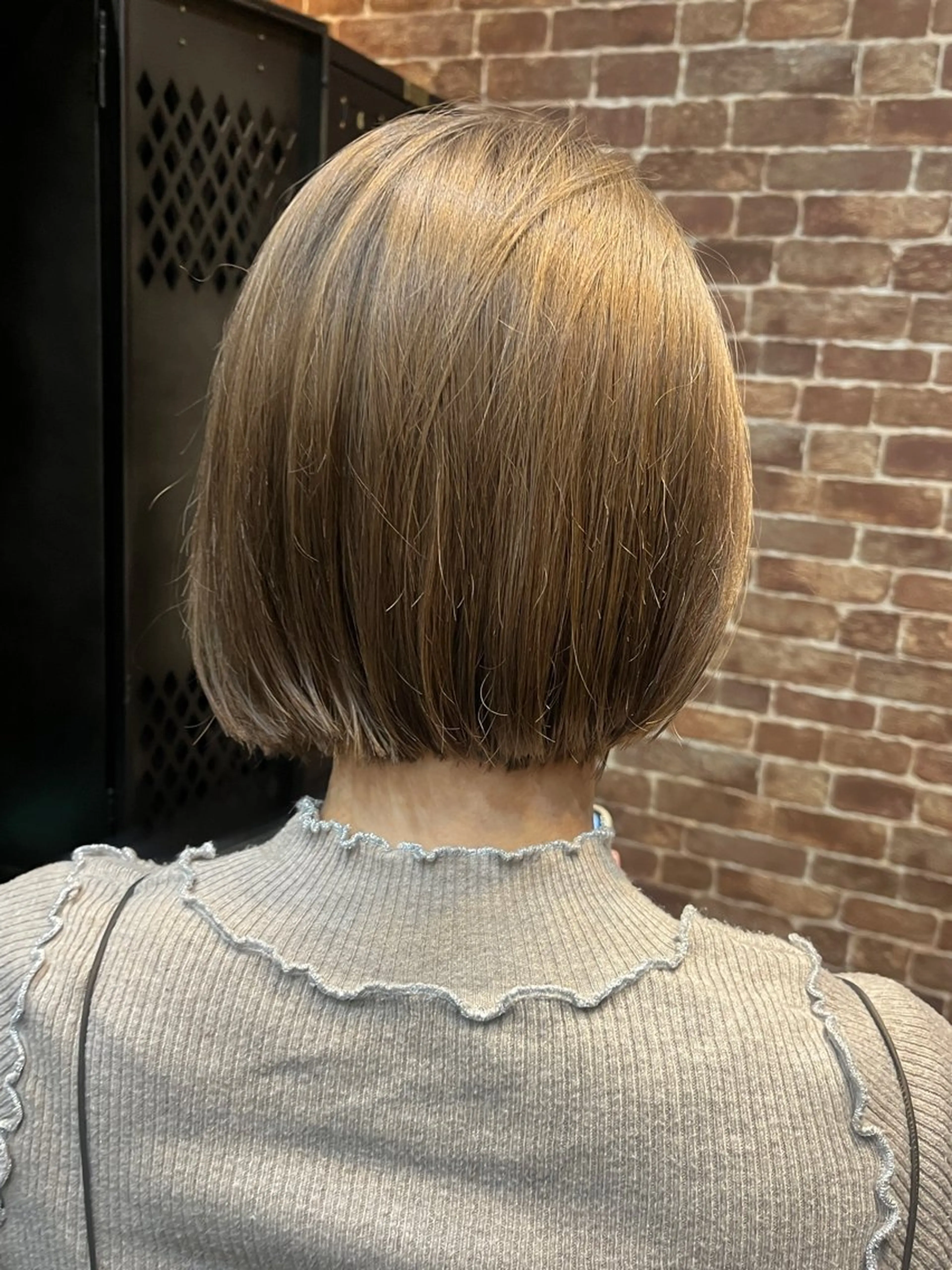 ミディアム カラー 久木原 ゆりのヘアスタイル