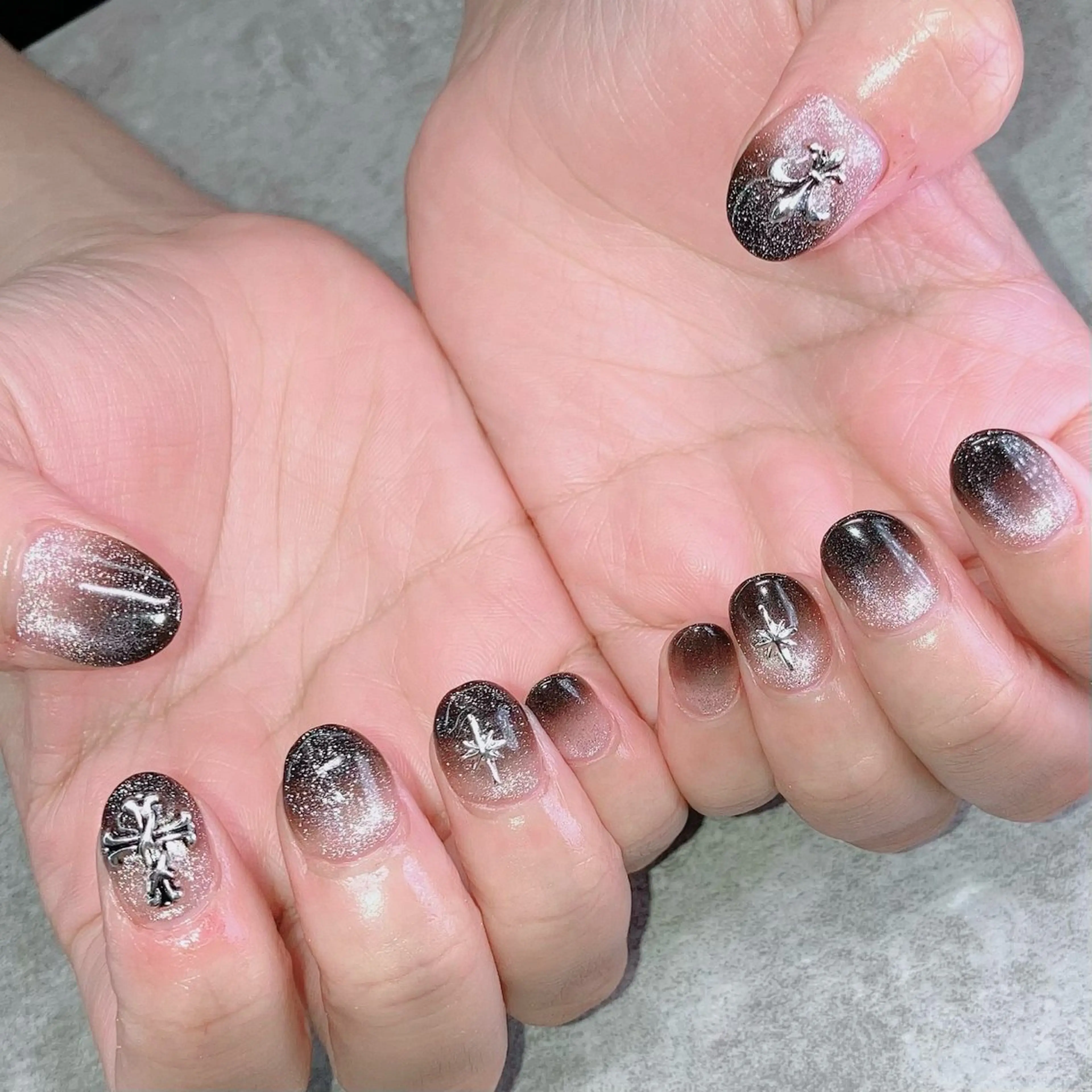 ネイル ハンドネイル ハンドケア shino🌟 痛ネイルのネイルデザイン