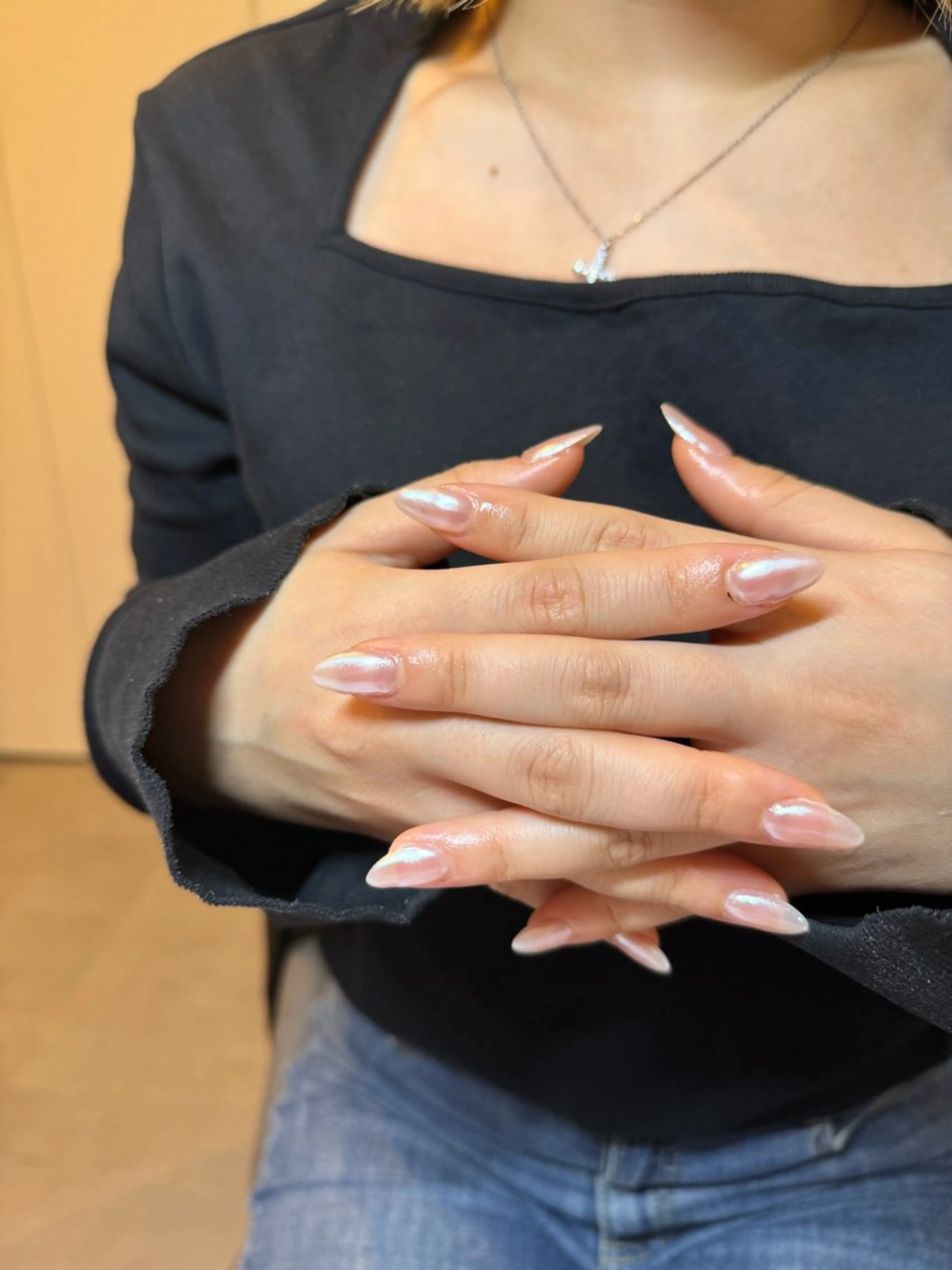 ネイル オーロラネイル ハンドネイル 濱岡 咲のネイルデザイン