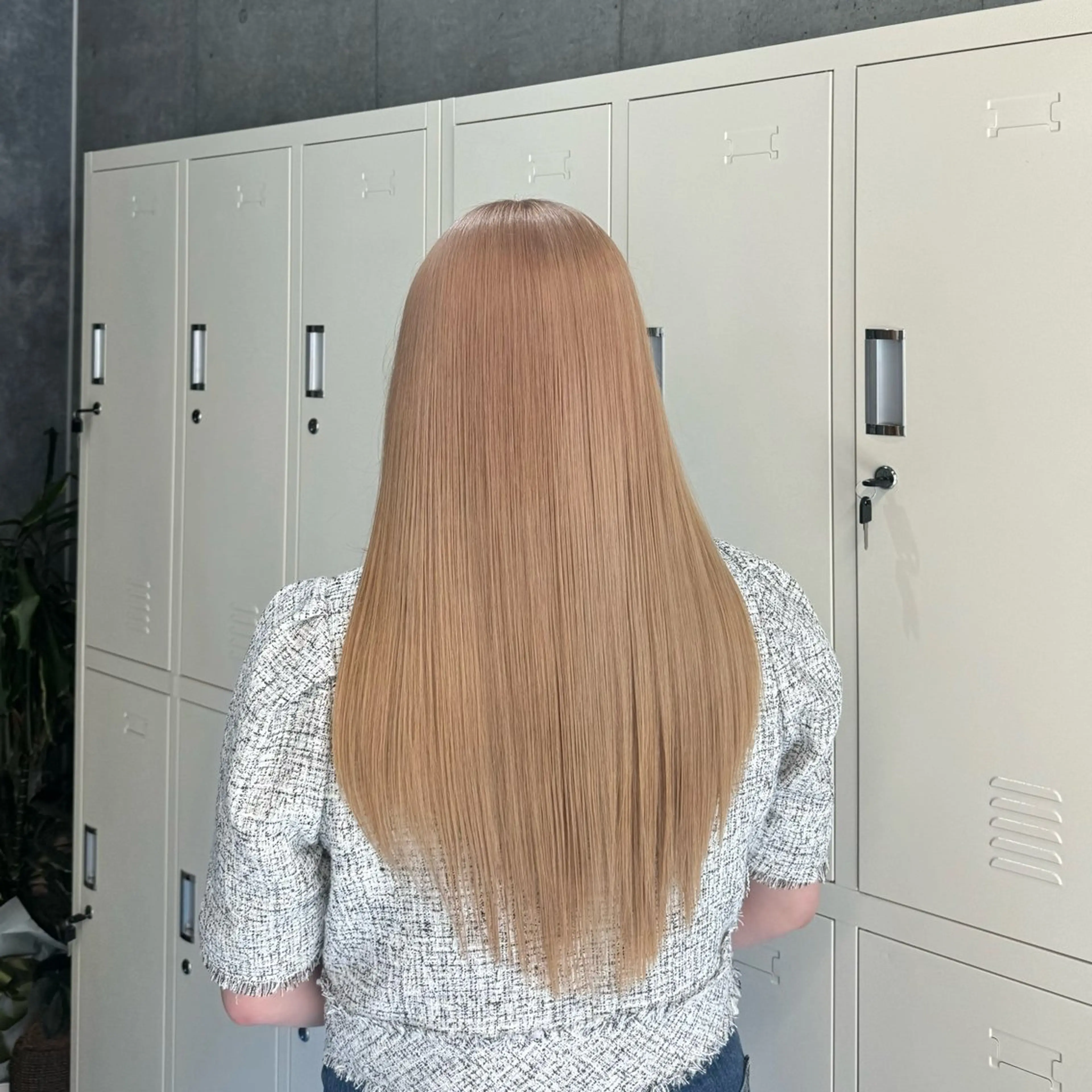 ロング カラー ヘアカラー トリートメント 透明感/ 艶ハイトーン/梨桜のヘアスタイル