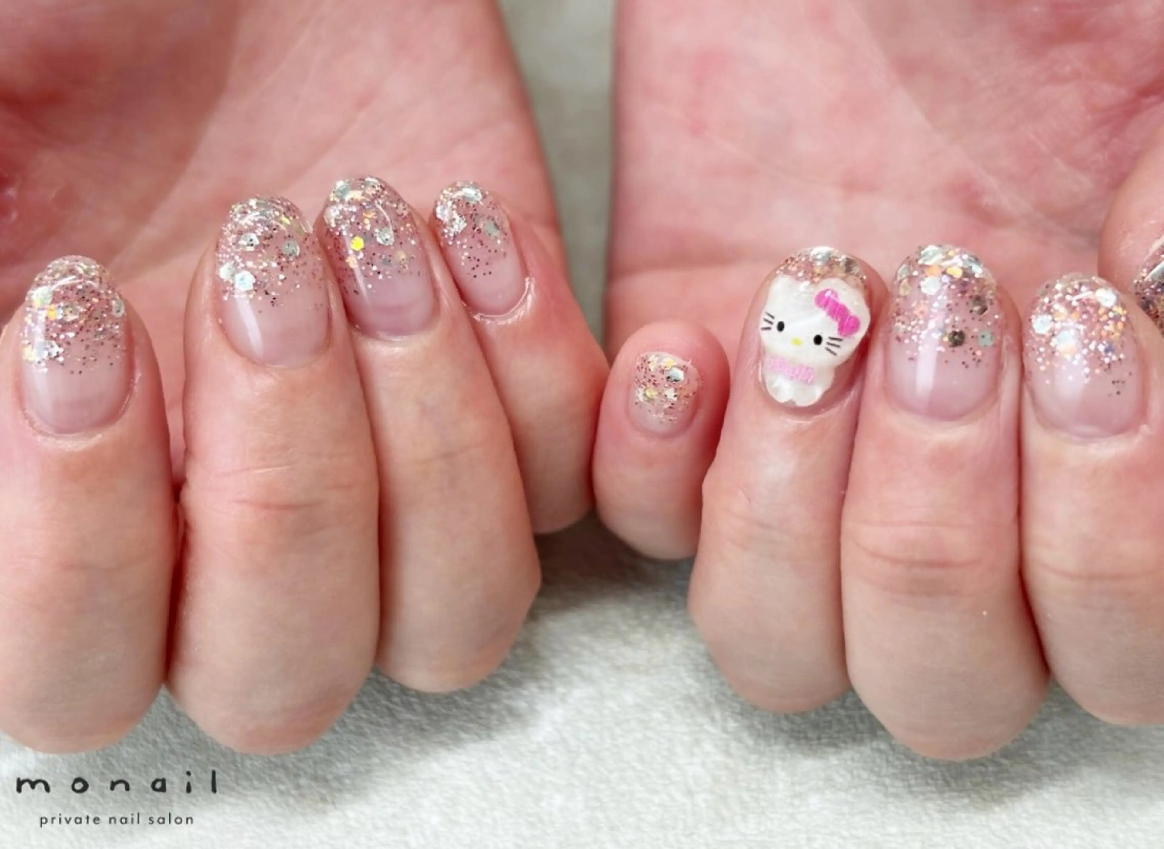 ネイル グラデーション ラメ(グリッター) ラメグラデーション ハンドネイル private  nail monail所属・nail salon monailのネイルデザイン
