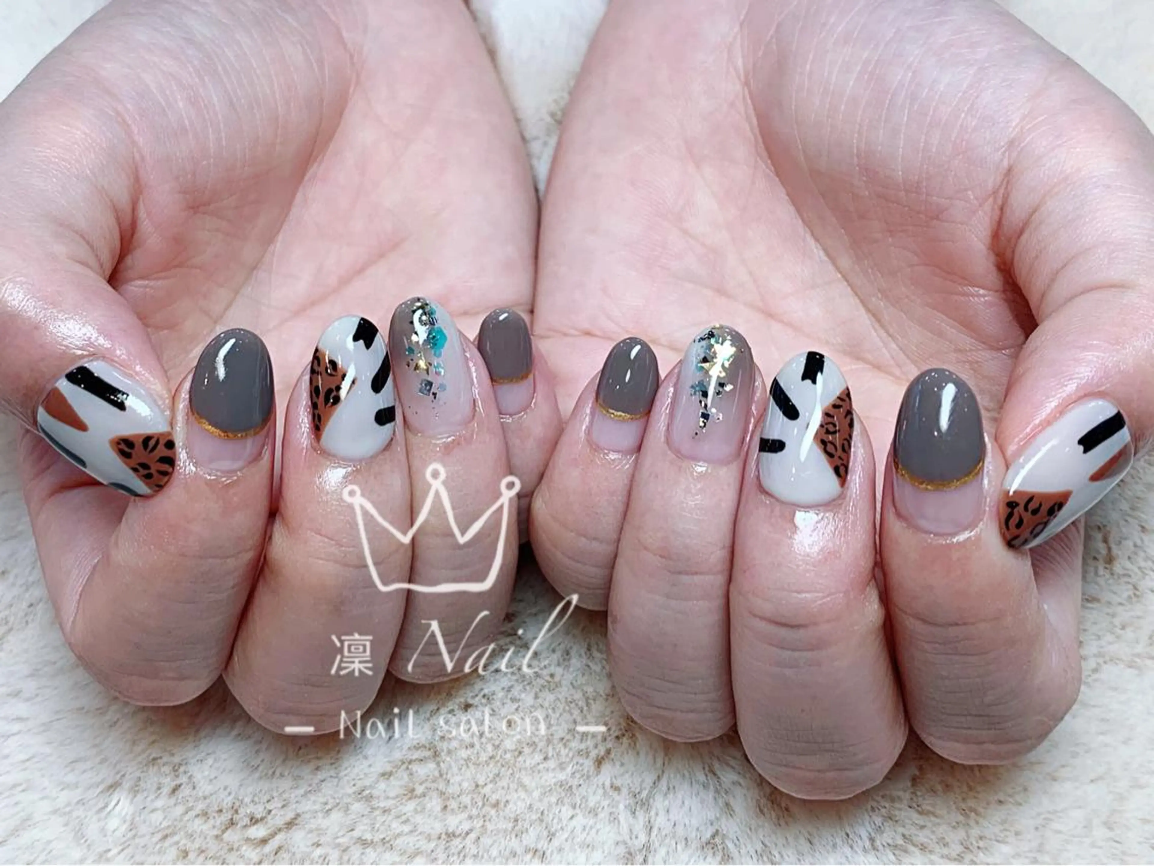 ショート カラー ネイル Le’a NailSalonのネイルデザイン