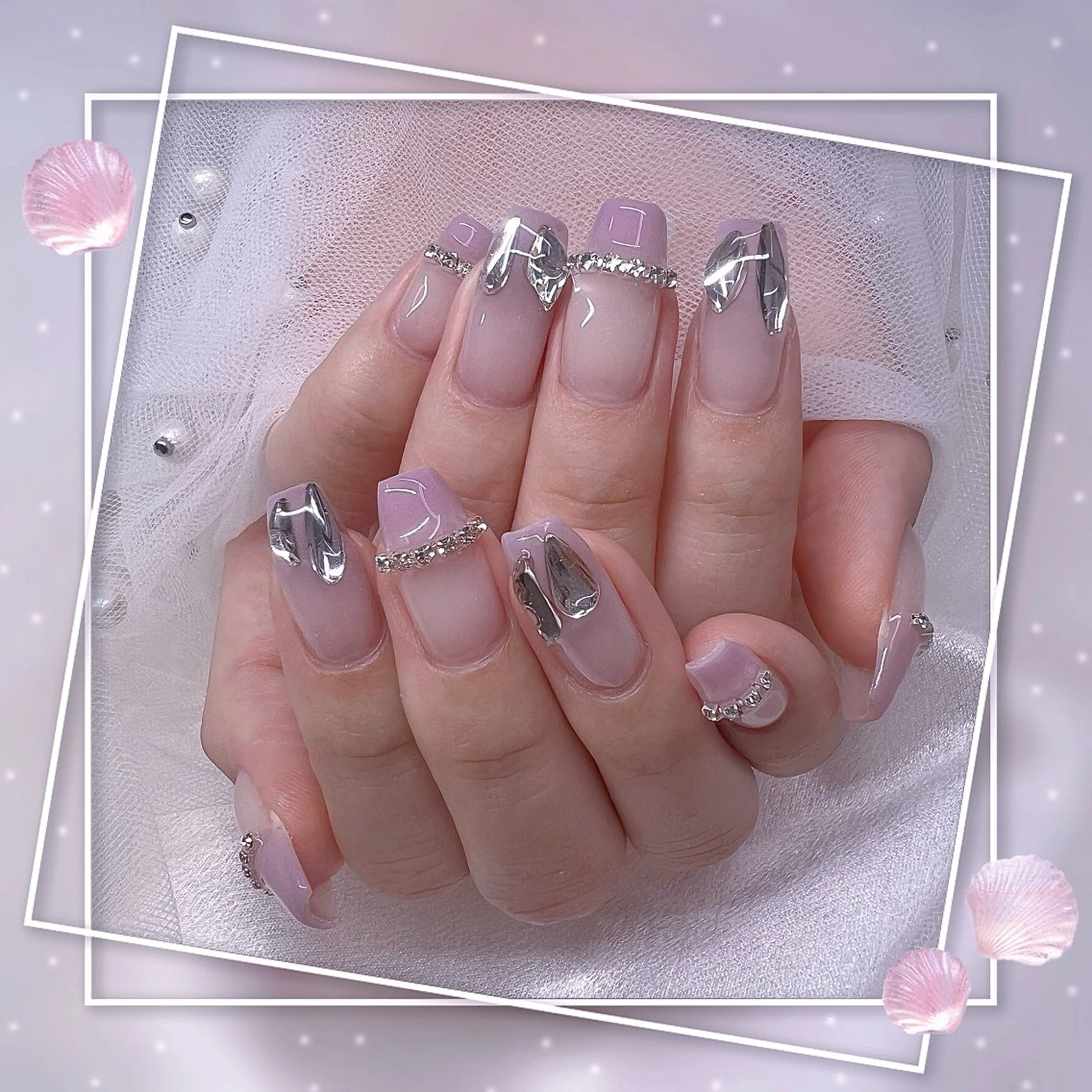 ネイル チークネイル フレンチネイル グラデーション マグネットネイル マグネットフレンチ ハンドネイル ハンドケア Chill Nailsalonのネイルデザイン