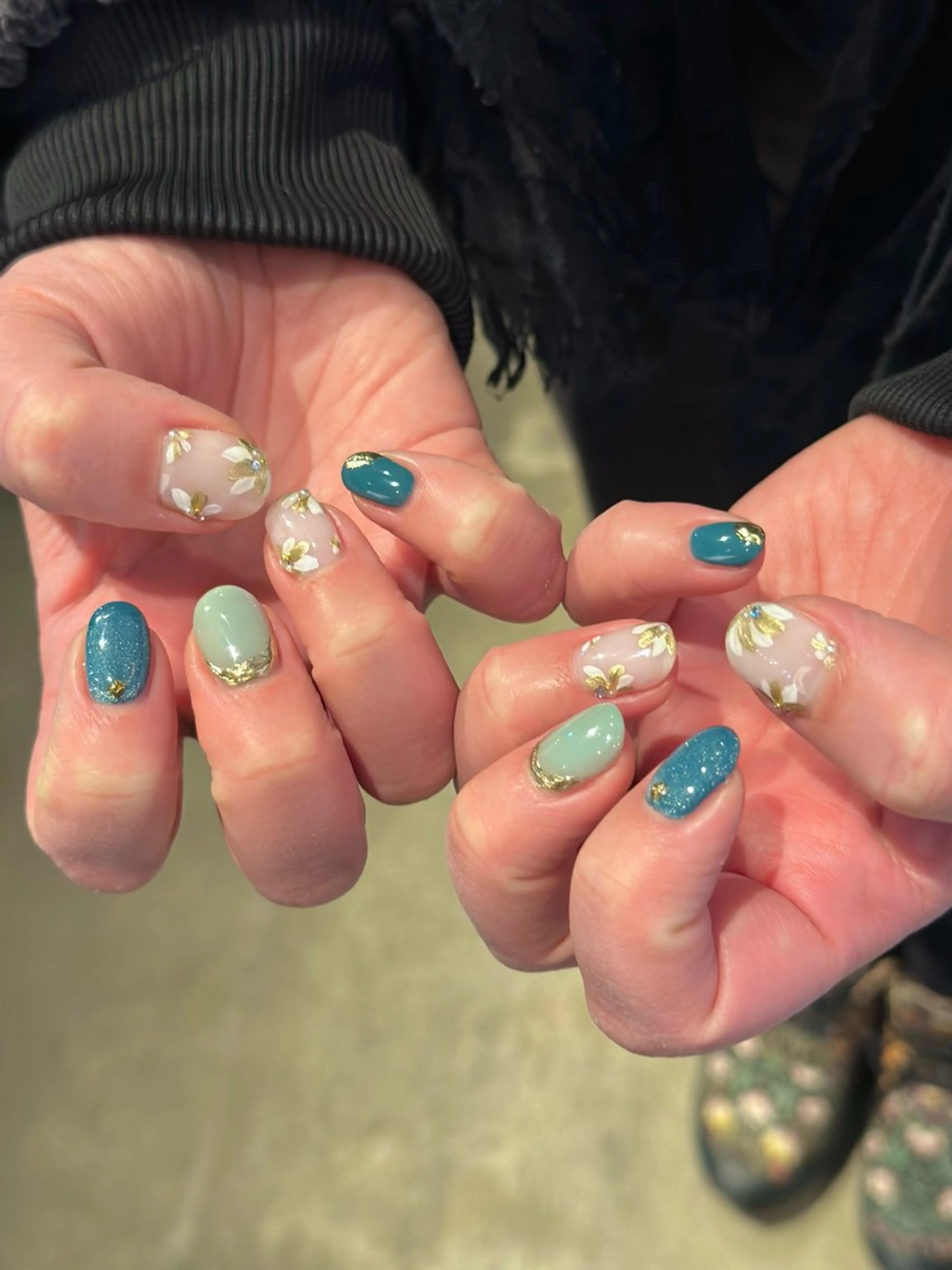 ネイル シモダ カスミ 🦀 @ksm_smdのネイルデザイン