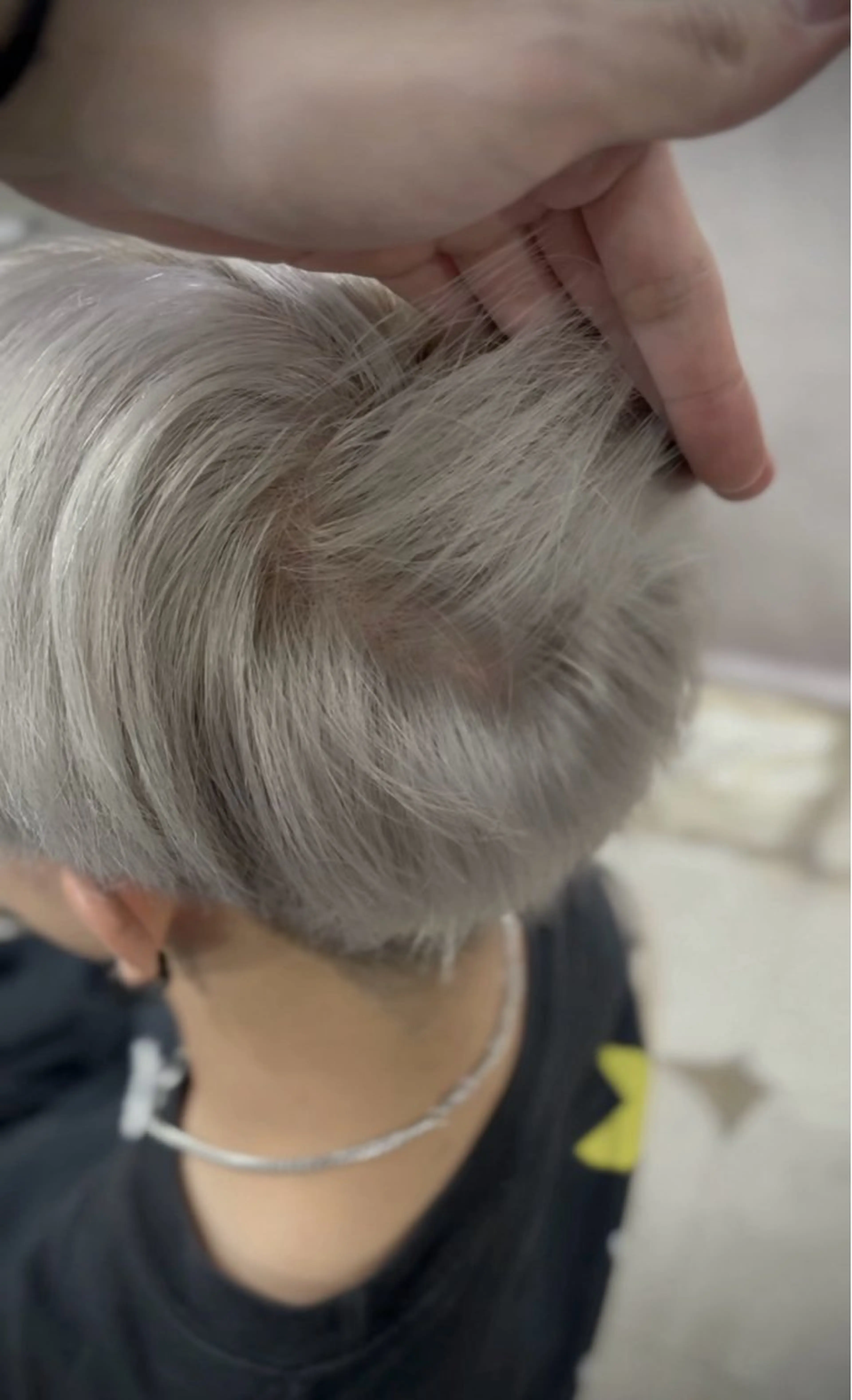 ミディアム メンズ カット ヘアカラー RACCOON.TOKYO 渋谷店所属・メンズカット特化🐺 ウルフ[店長]置塩祥のヘアスタイル